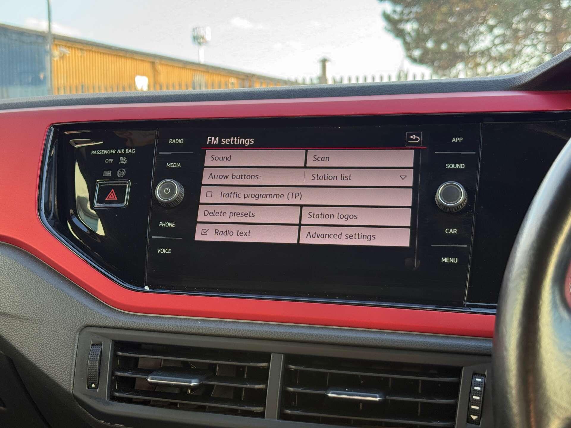 Volkswagen Polo view 28