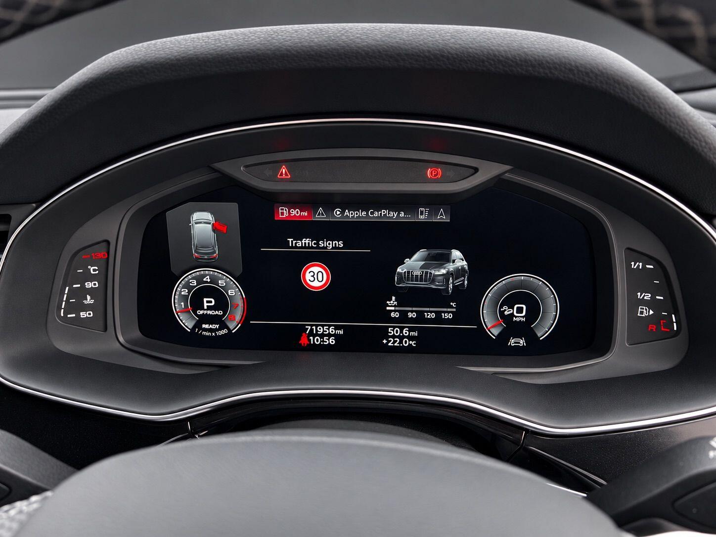 Audi Q7 view 32