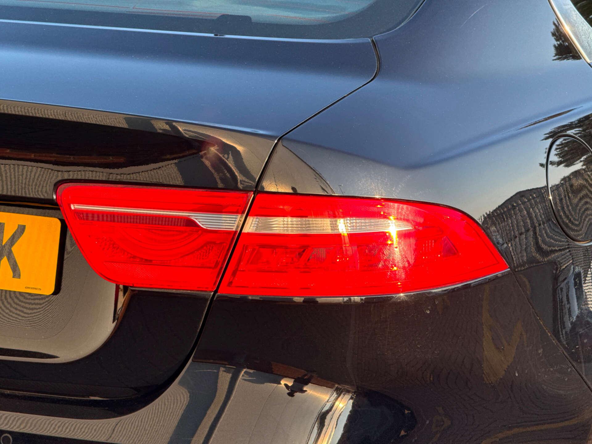 Jaguar Xe view 15