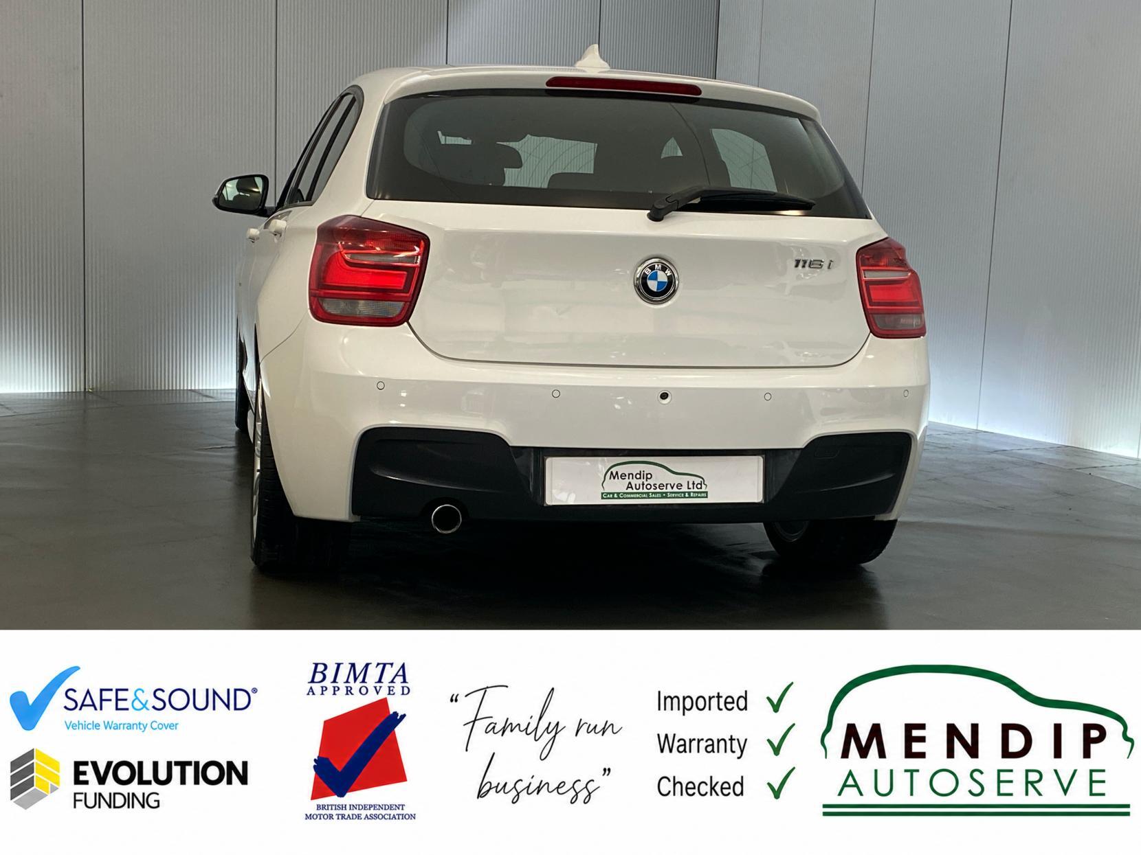 BMW 1 Series view 13