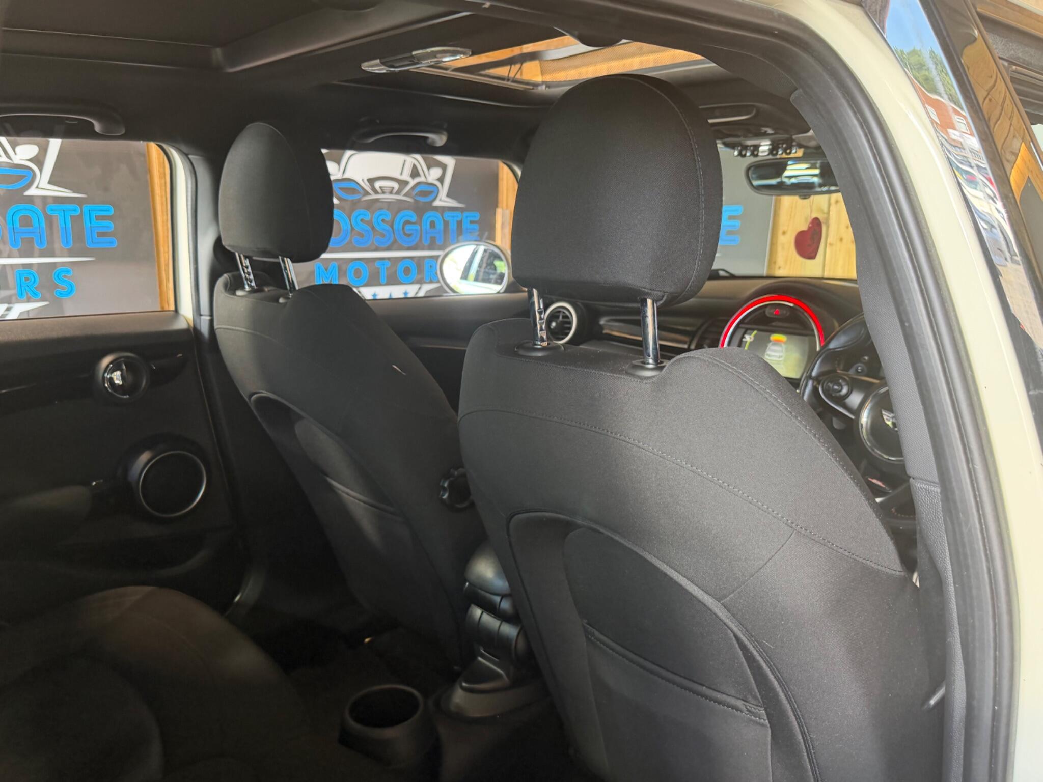 Mini Hatch view 19