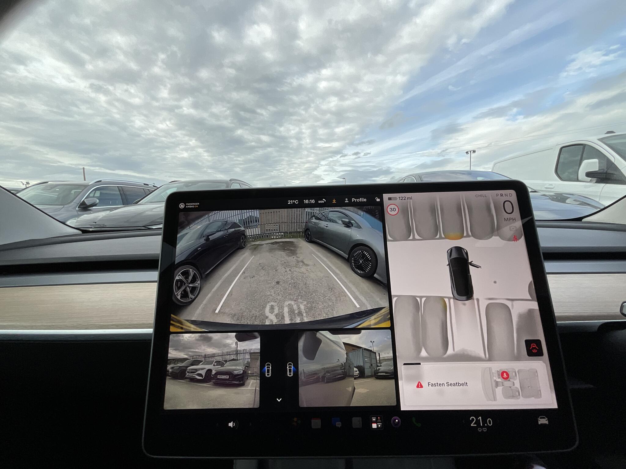 Tesla Model 3 view 35