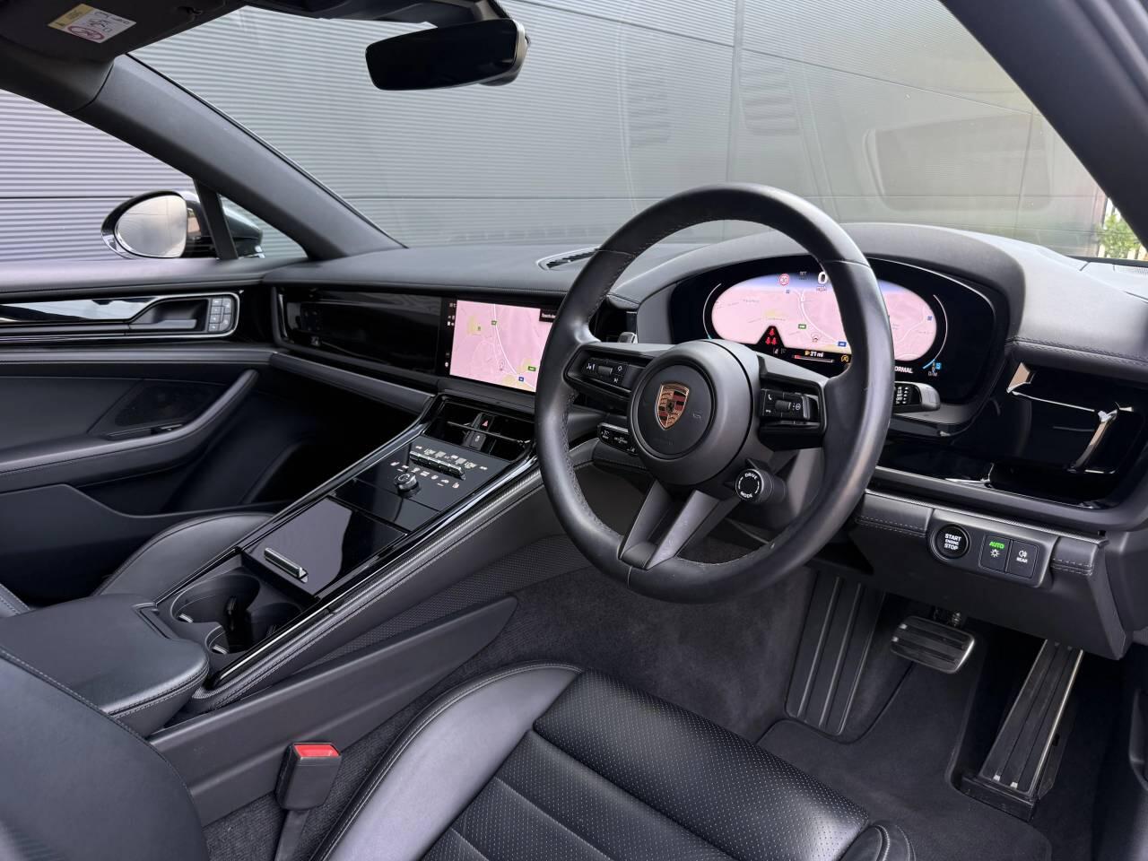 Porsche Panamera view 8