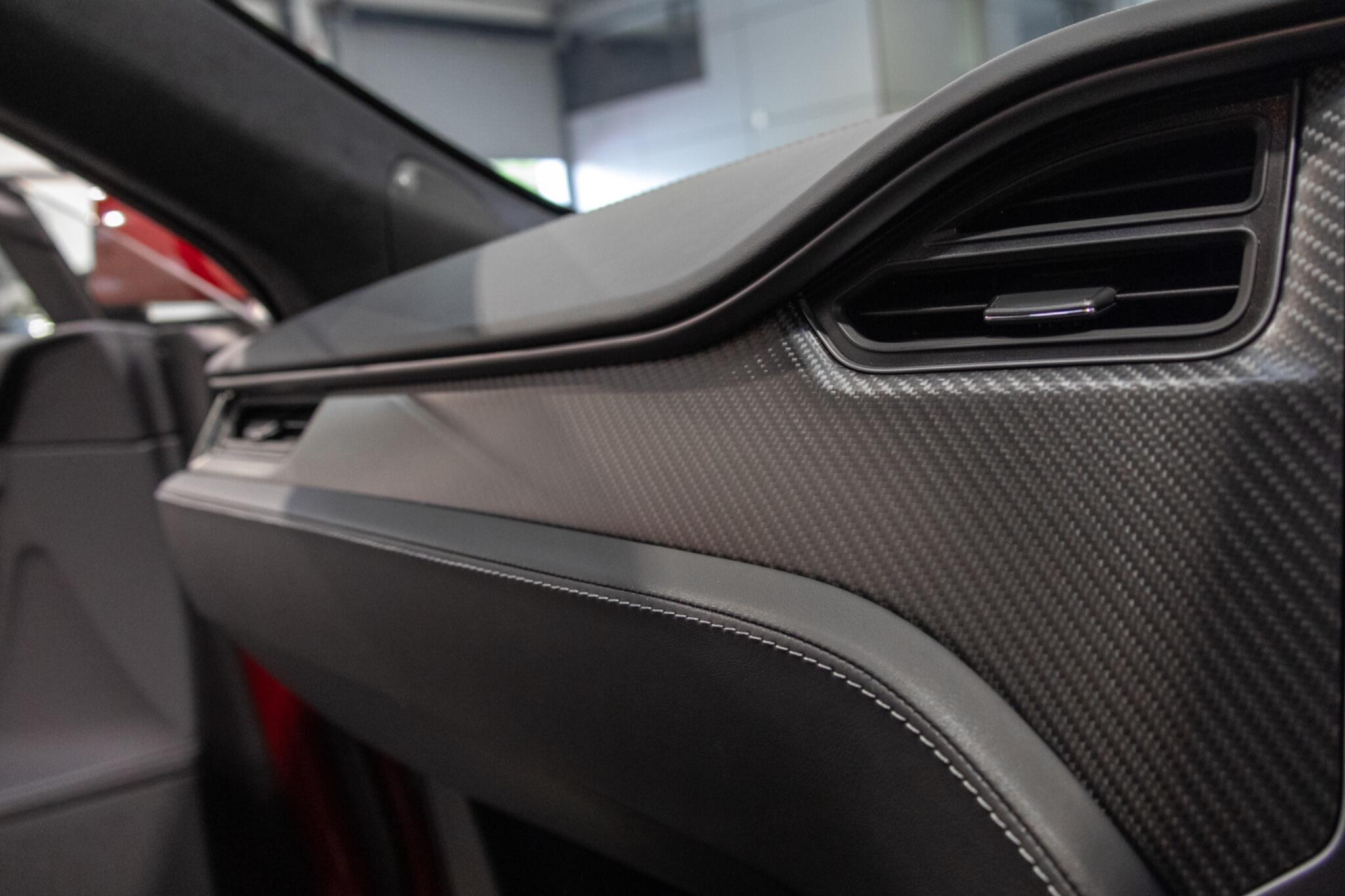 Tesla Model S view 34