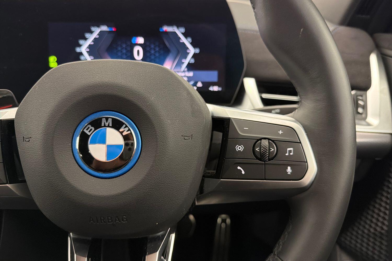 BMW iX2 view 19