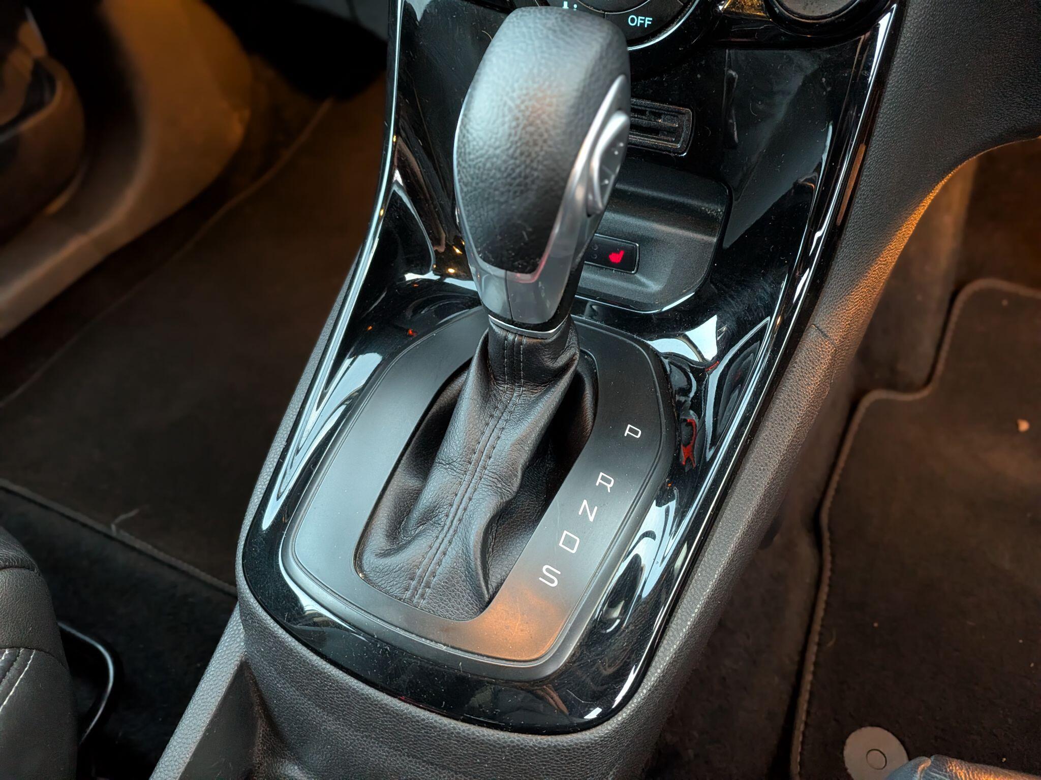 Ford Fiesta view 38