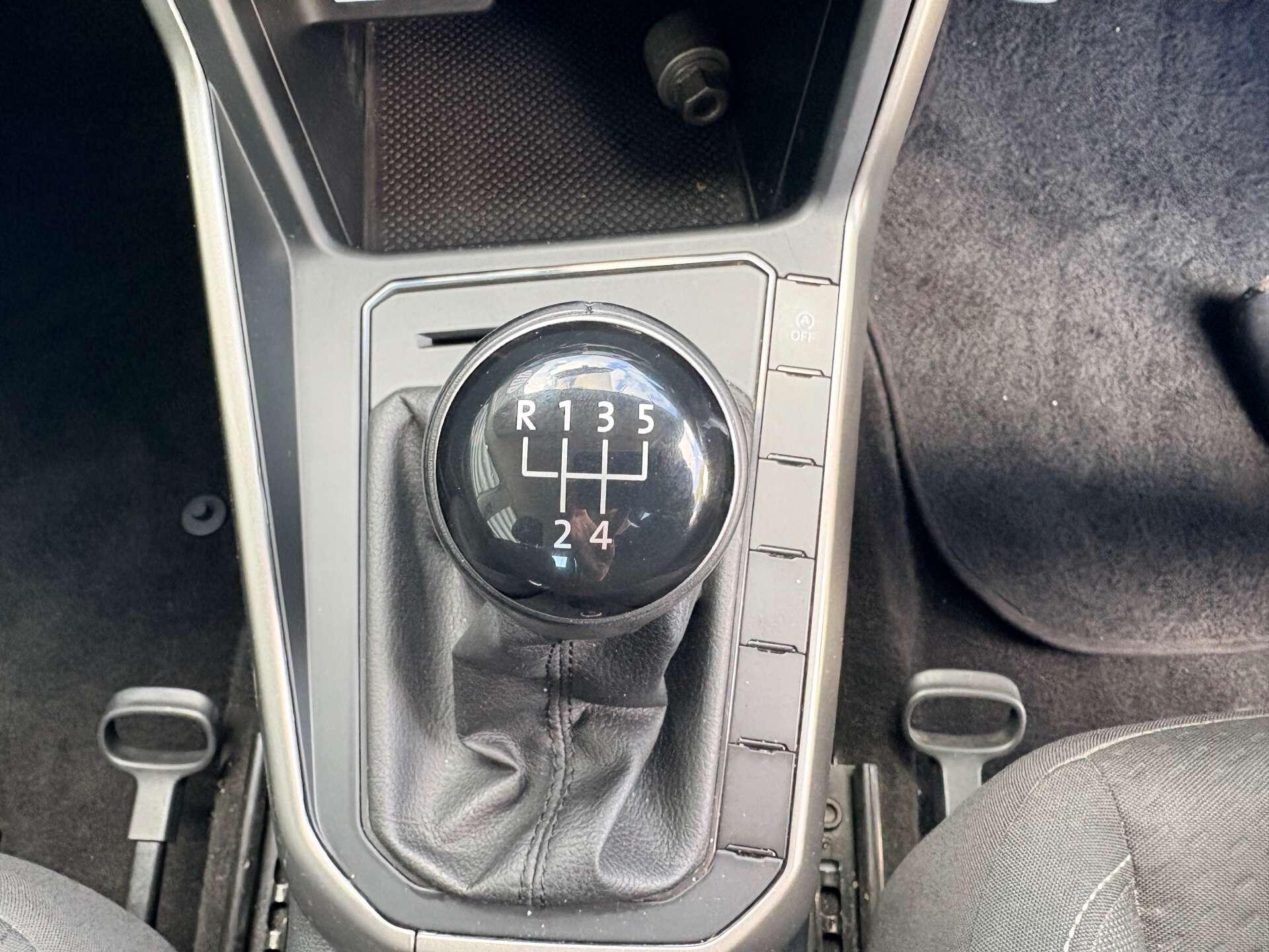 Volkswagen Polo view 14