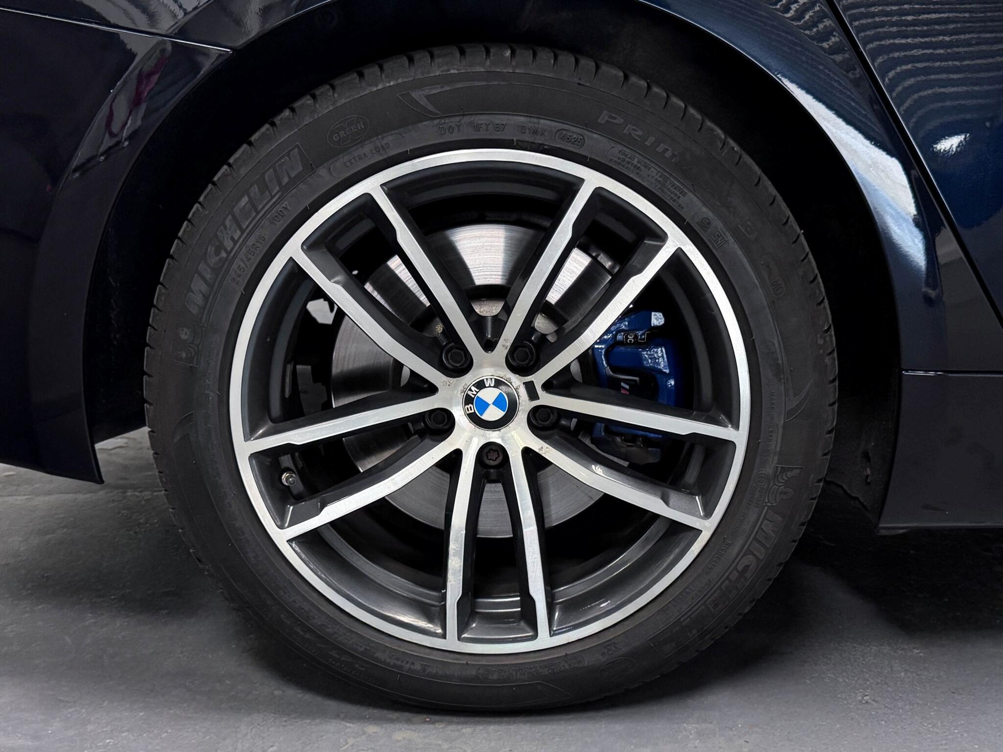 BMW 5 Series view 60