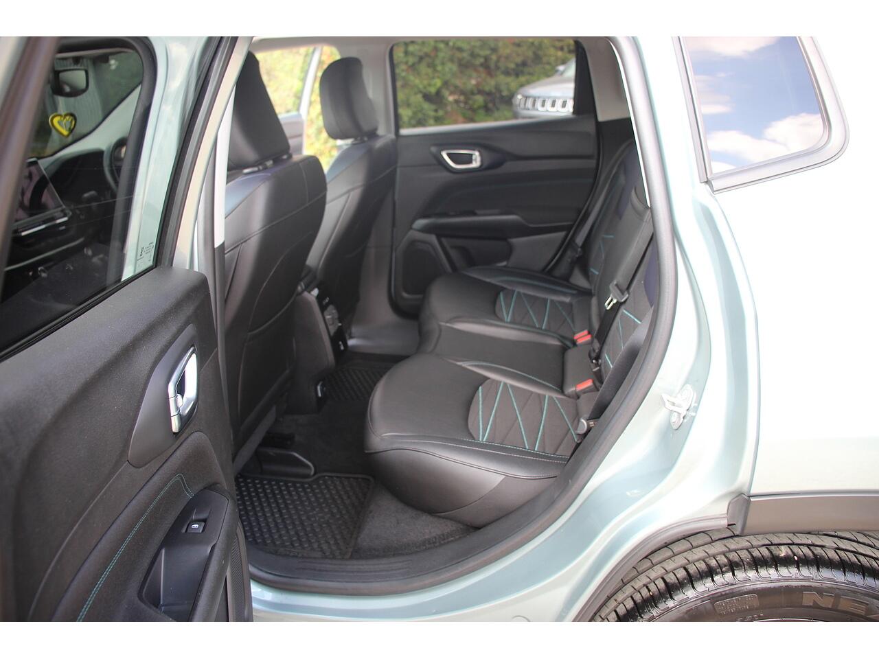 Jeep Compass view 17