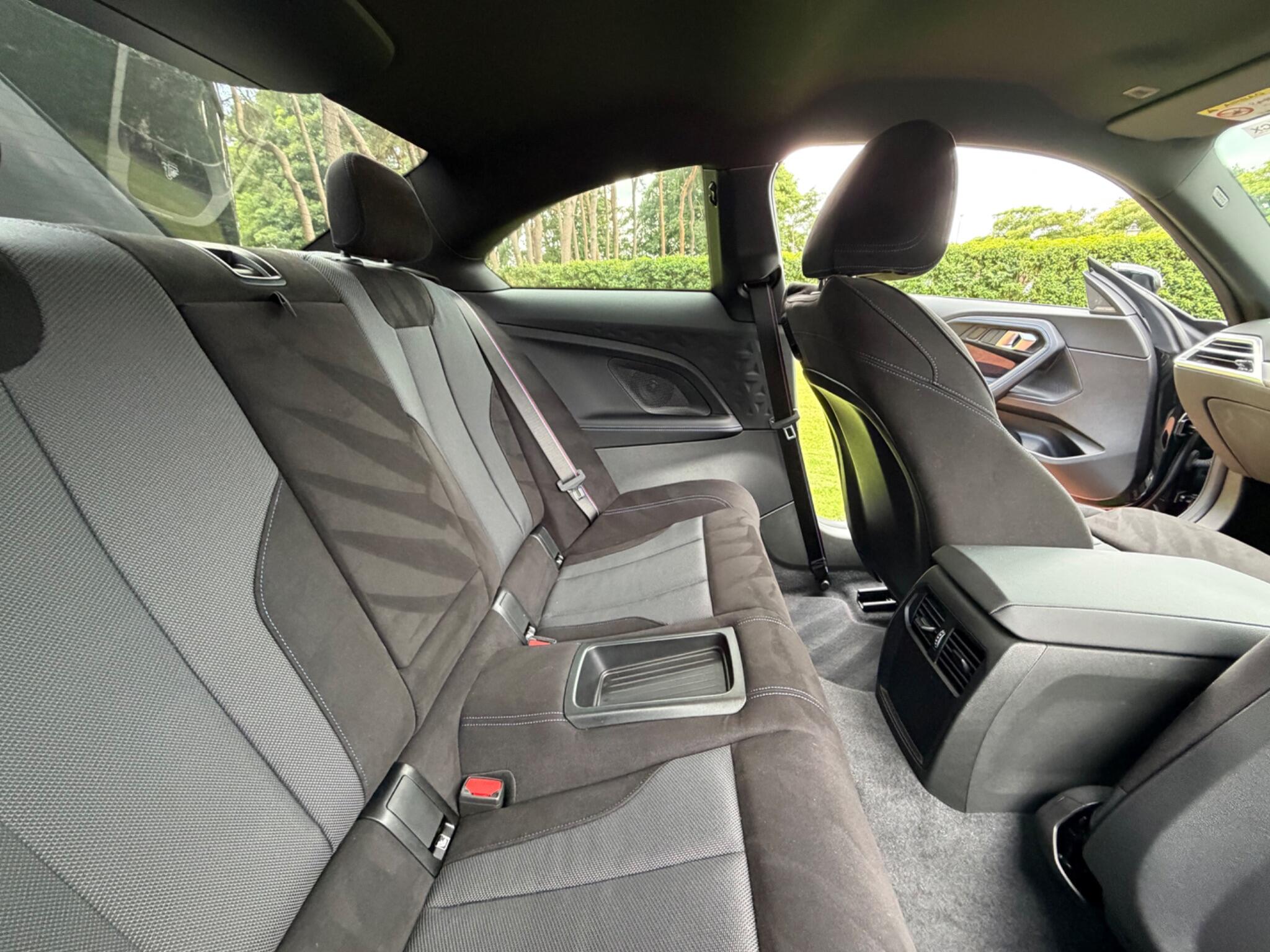 BMW 2 Series view 19