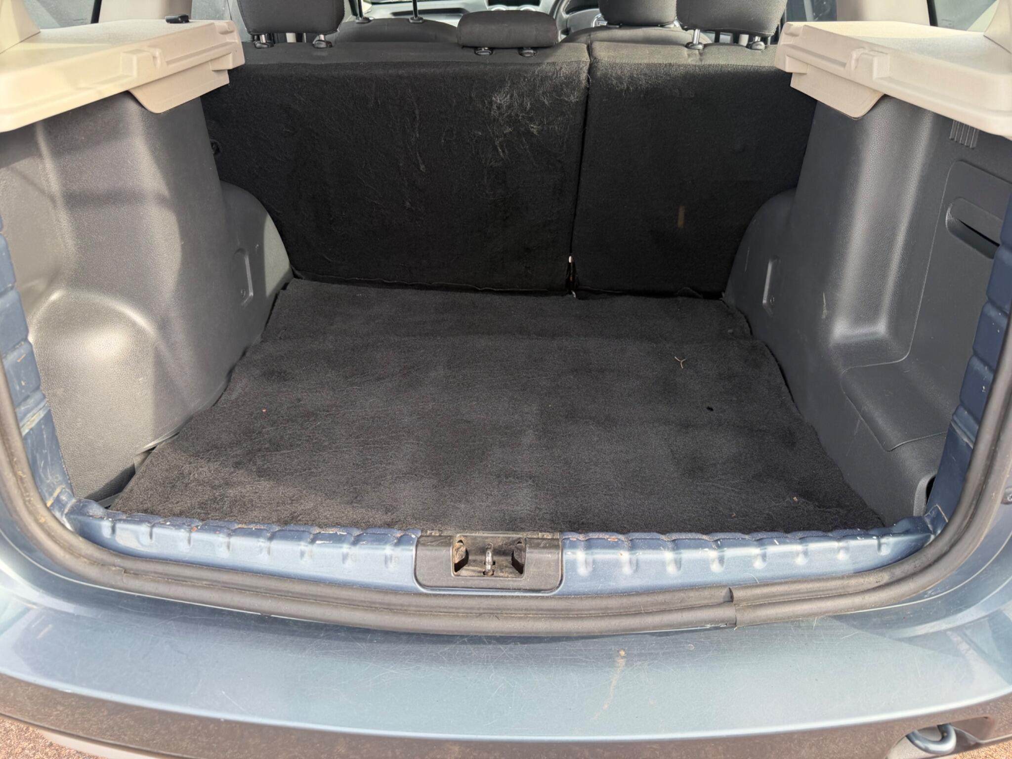 Dacia Duster view 10
