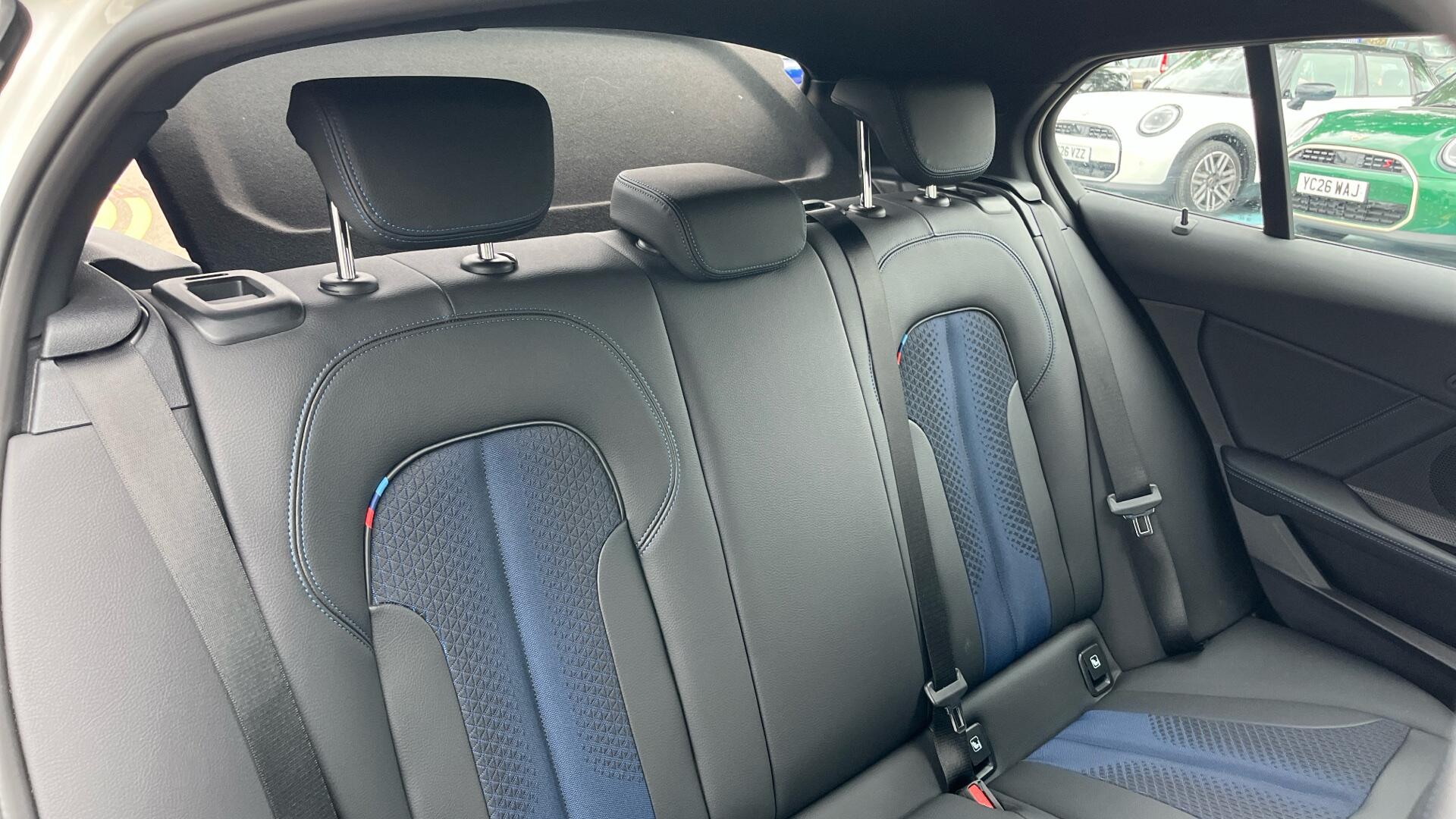 BMW 1 Series view 12