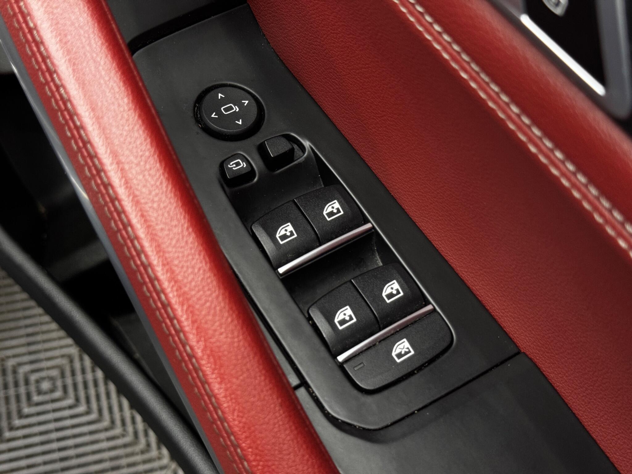 BMW X6 view 45