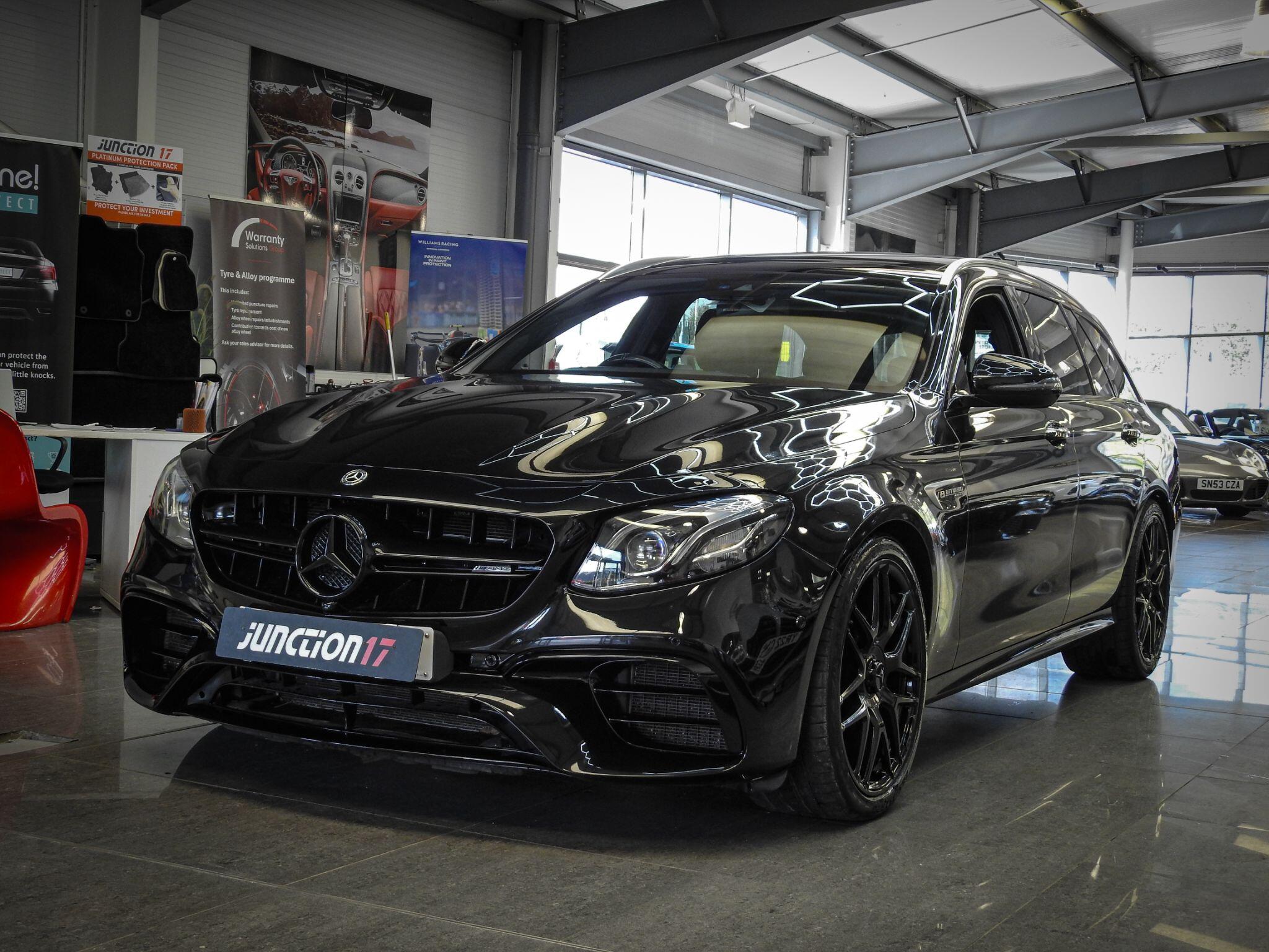 Mercedes-Benz E-Class view 8