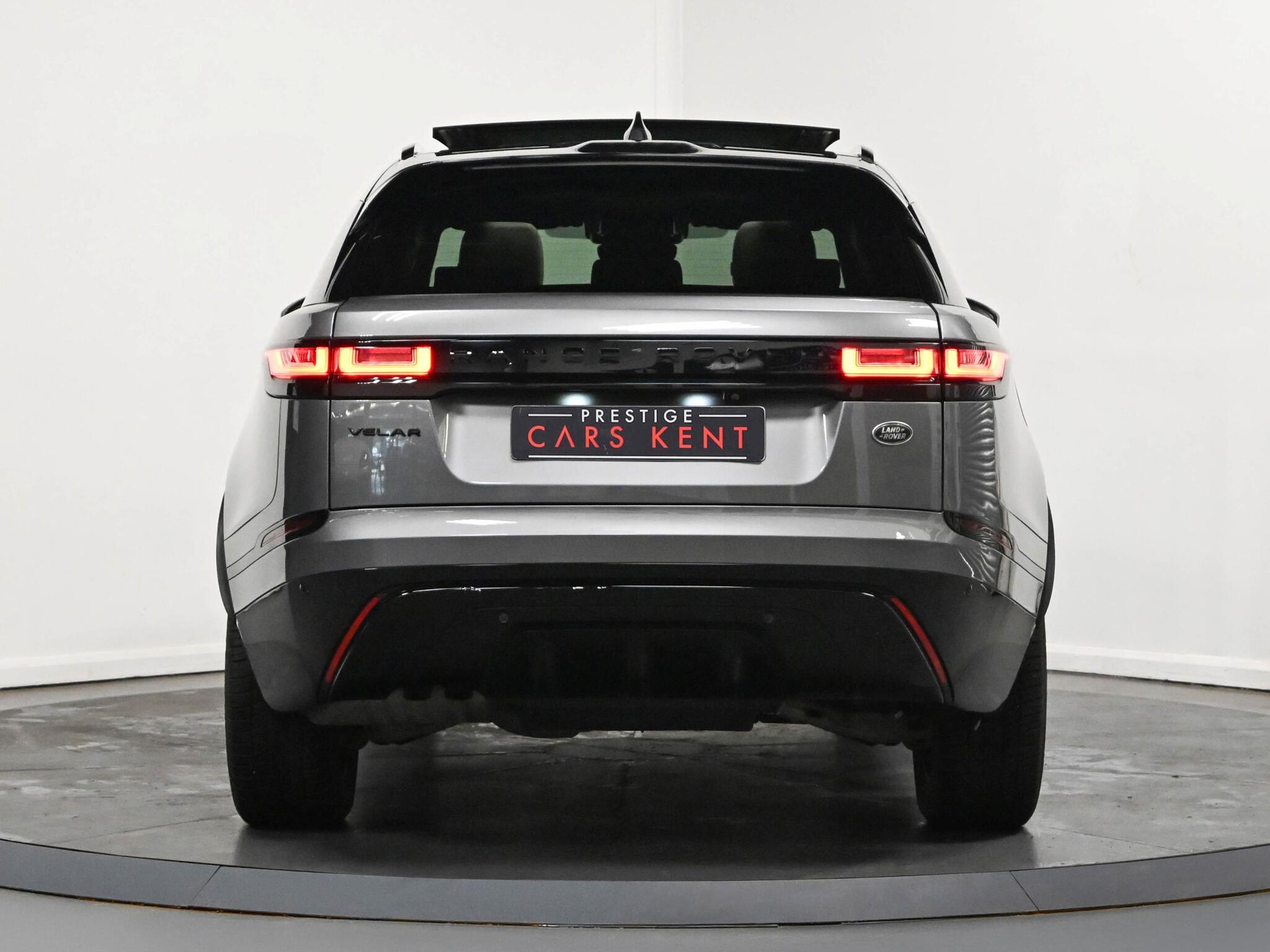 Land Rover Range Rover Velar view 23