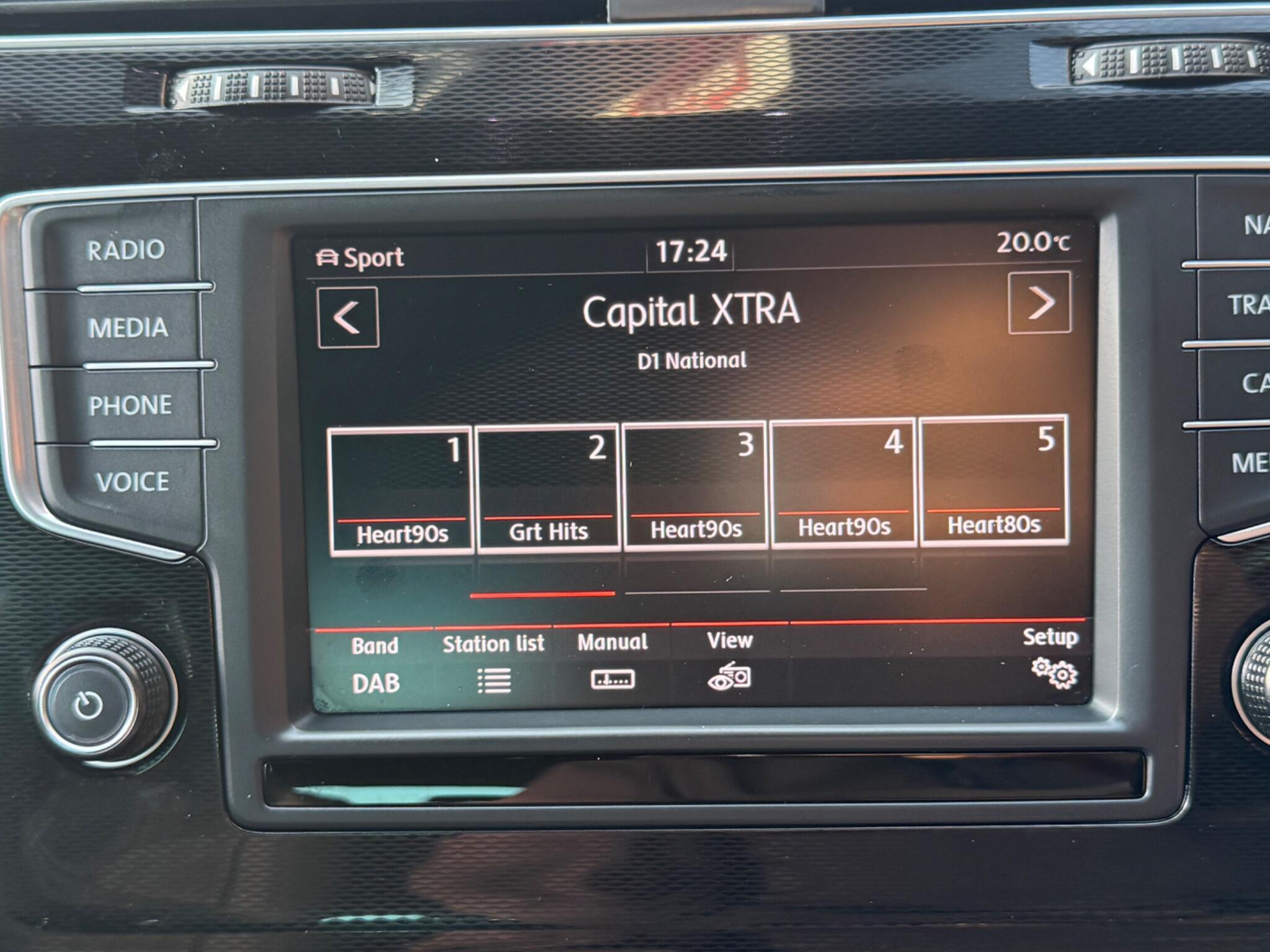 Volkswagen Golf view 26