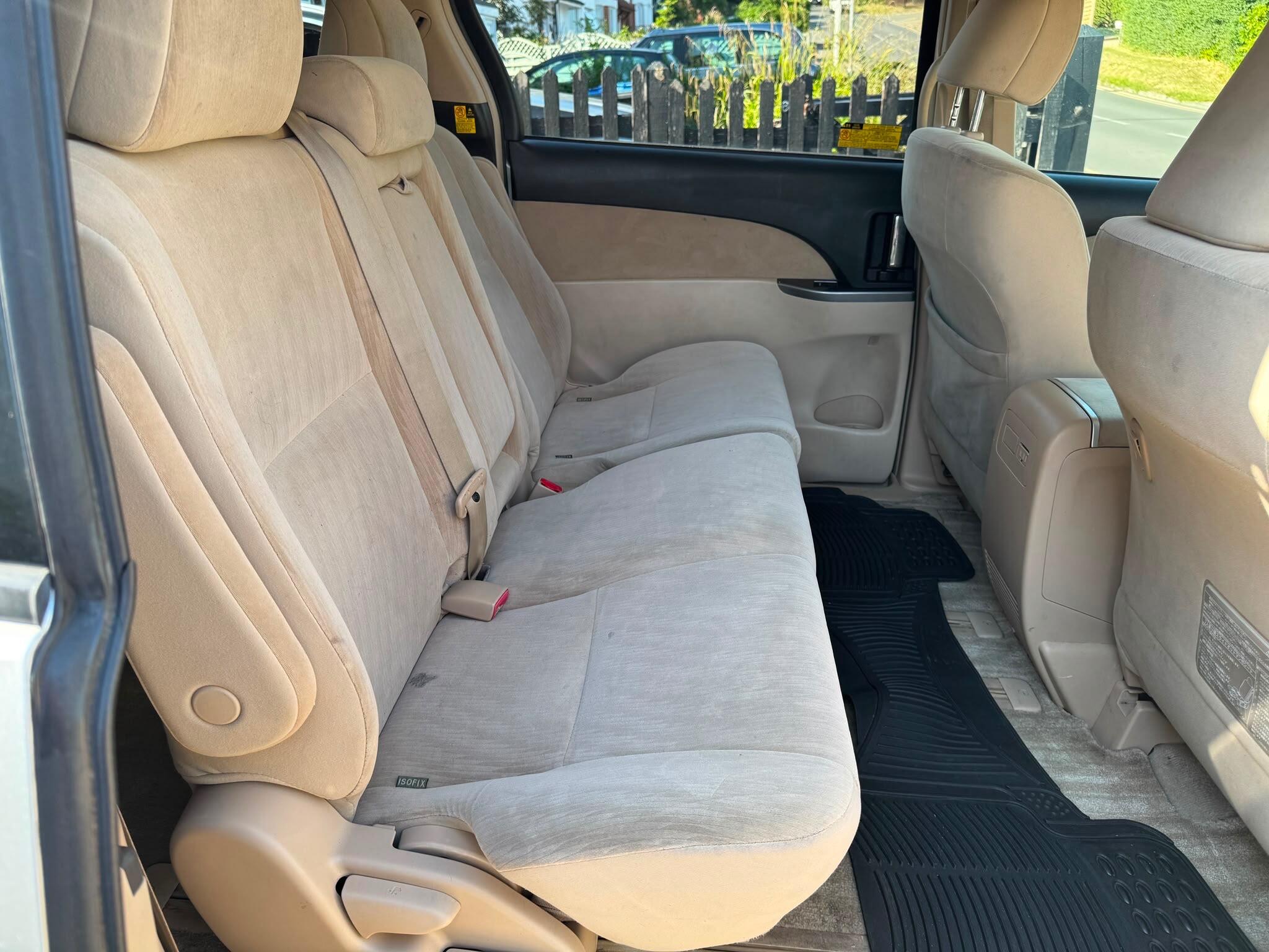 Toyota Estima view 20