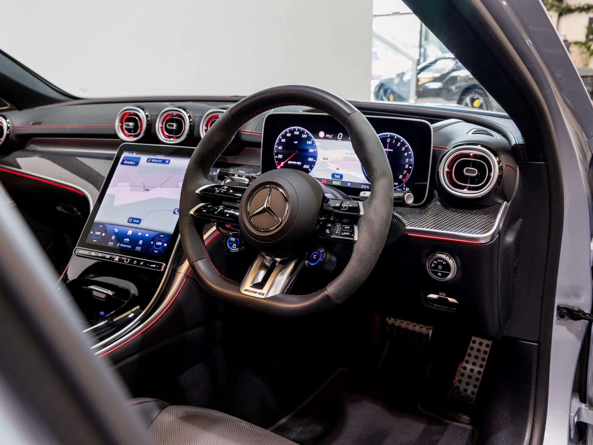 Mercedes-Benz C Class view 26