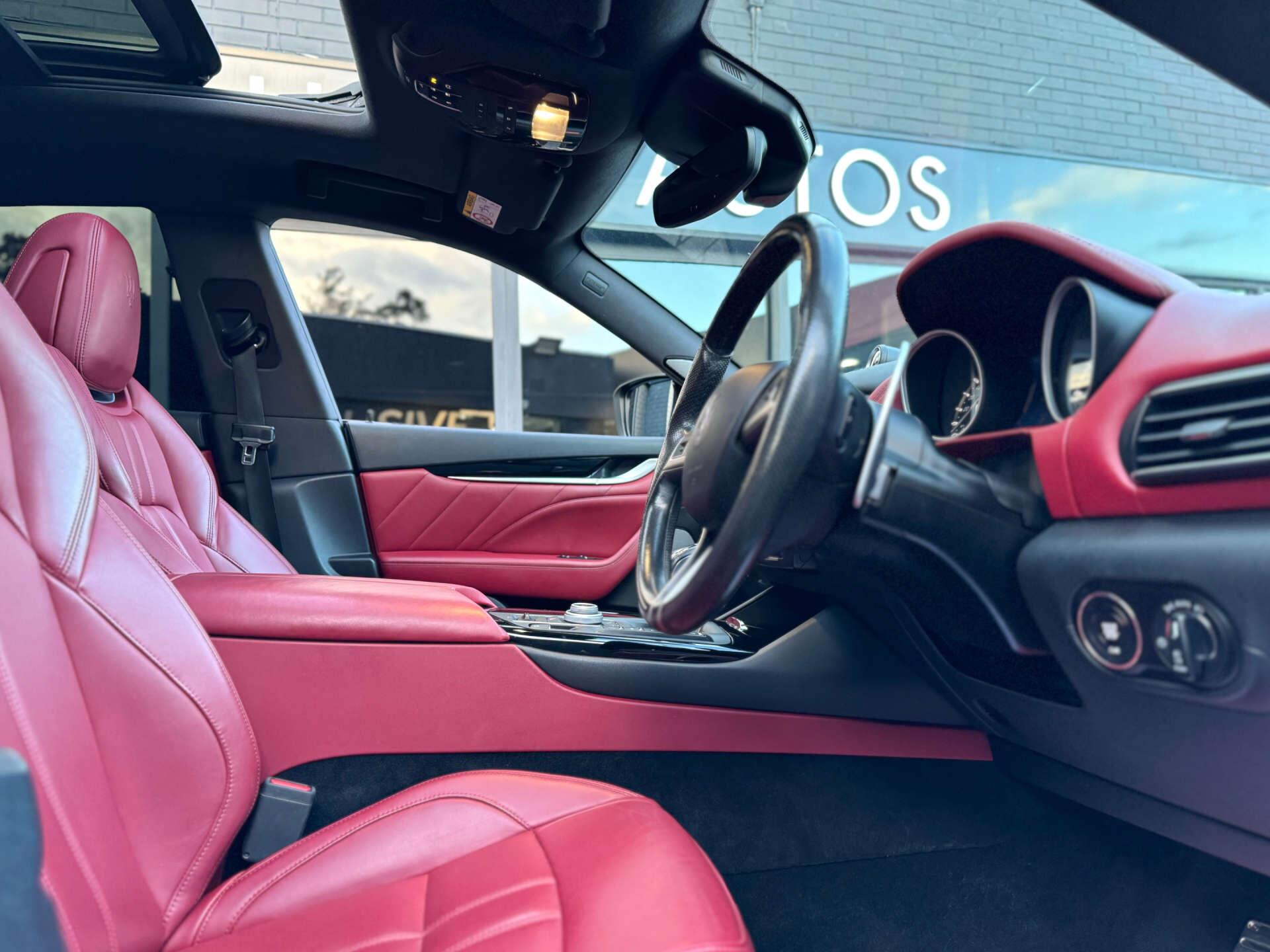 Maserati Gransport view 13