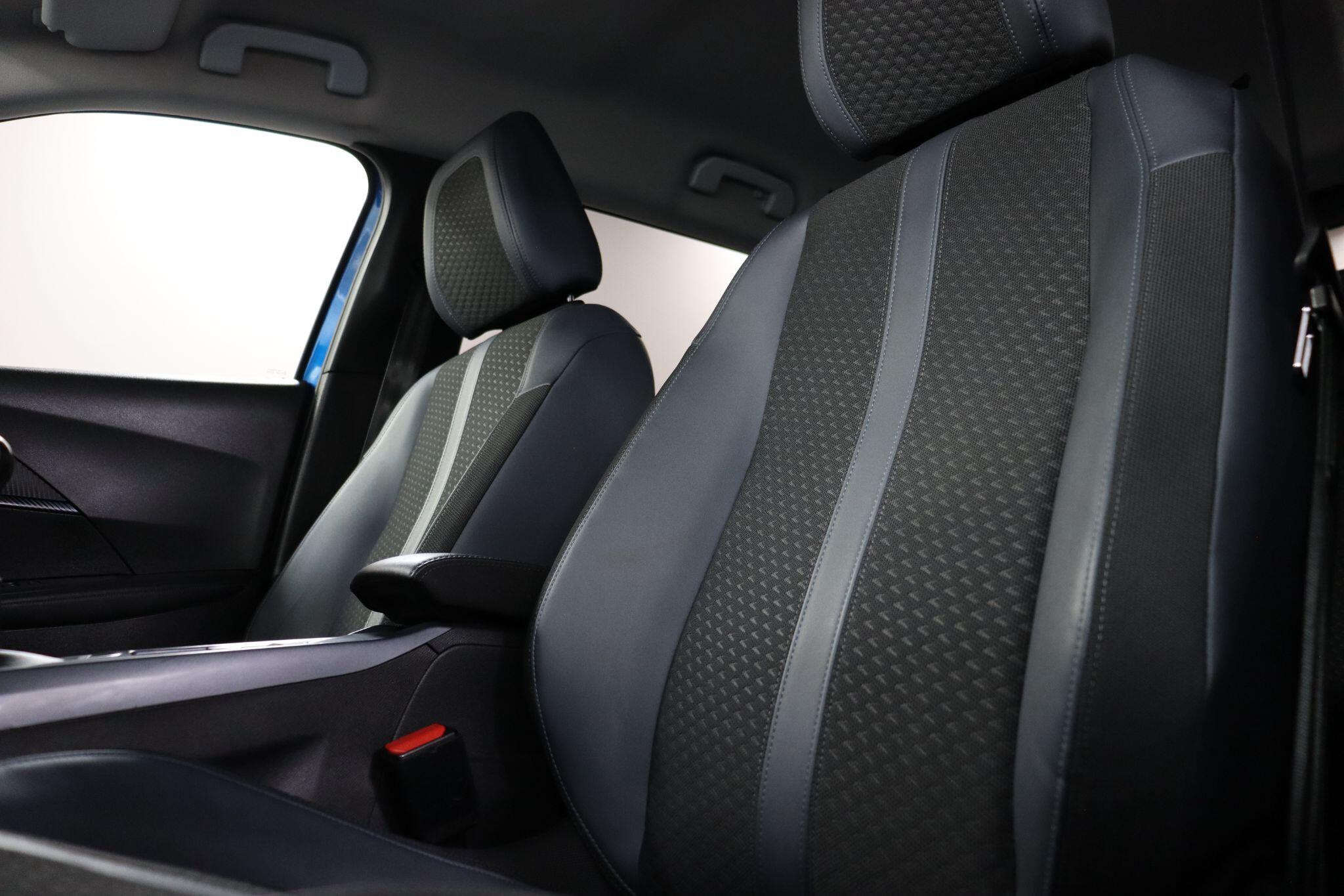 Peugeot 2008 view 35