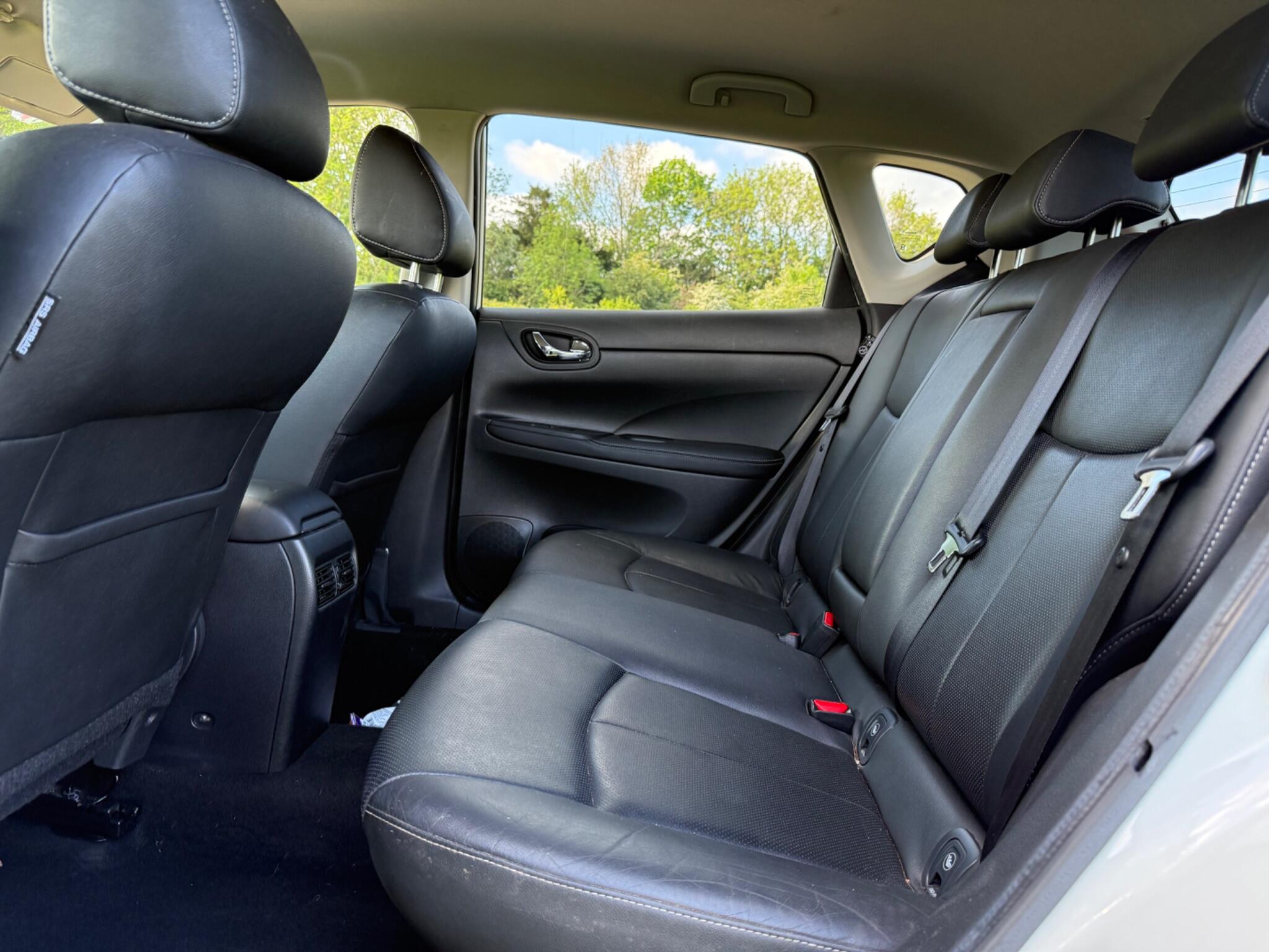 Nissan Pulsar view 7