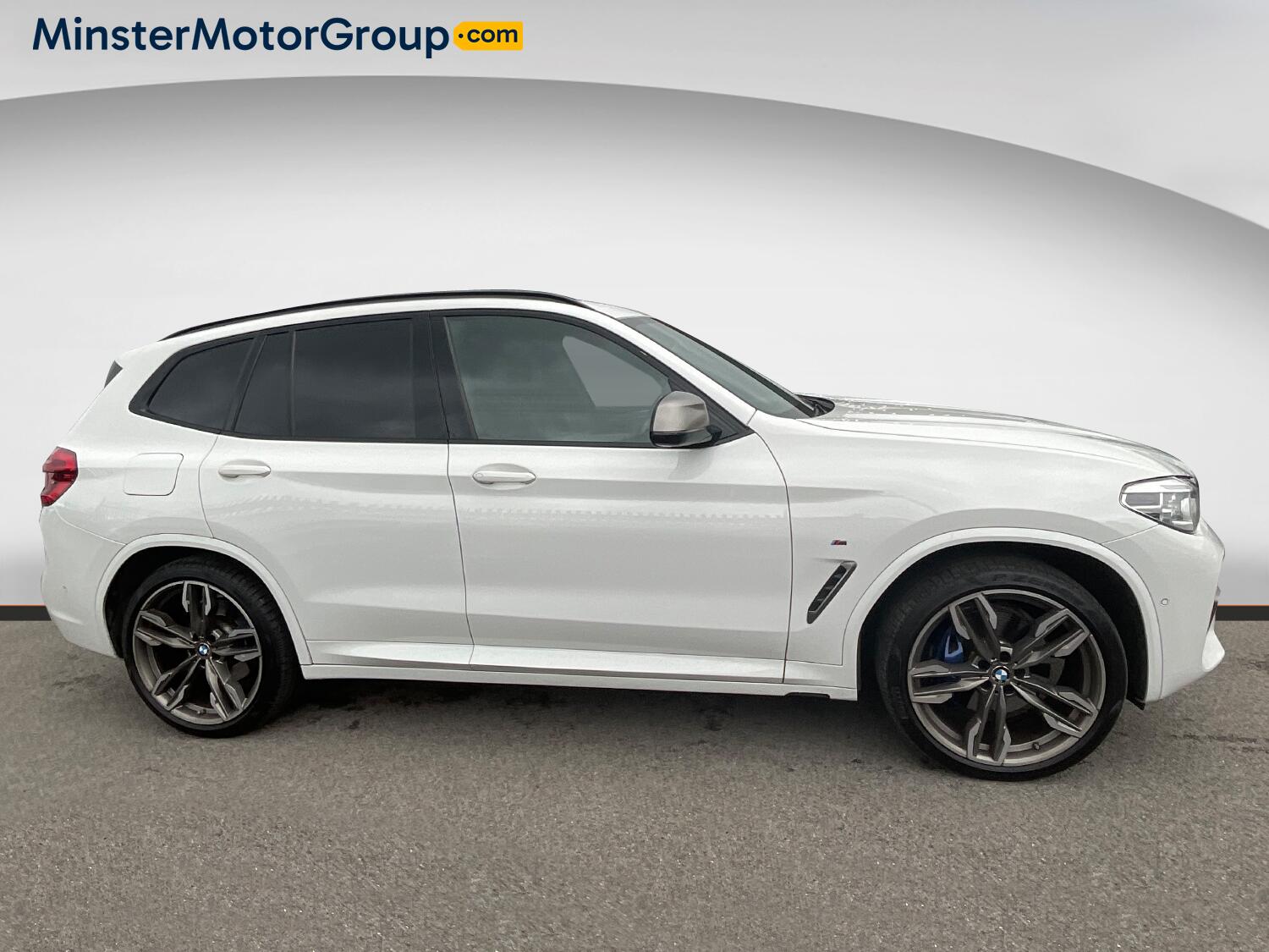 BMW X3 view 2