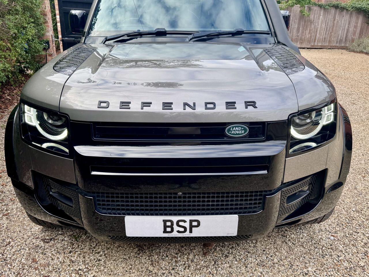 Land Rover Defender view 42