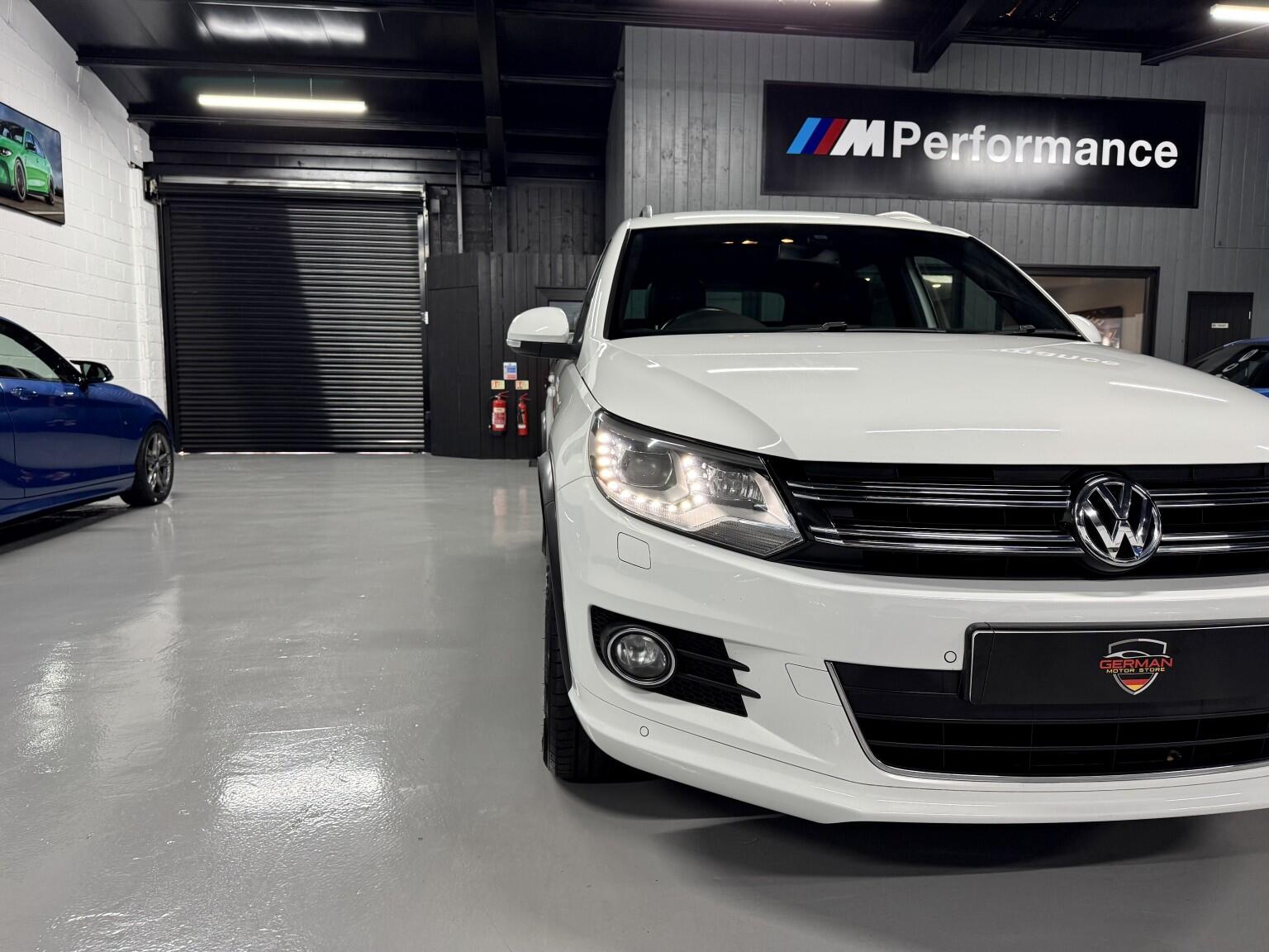 Volkswagen Tiguan view 27