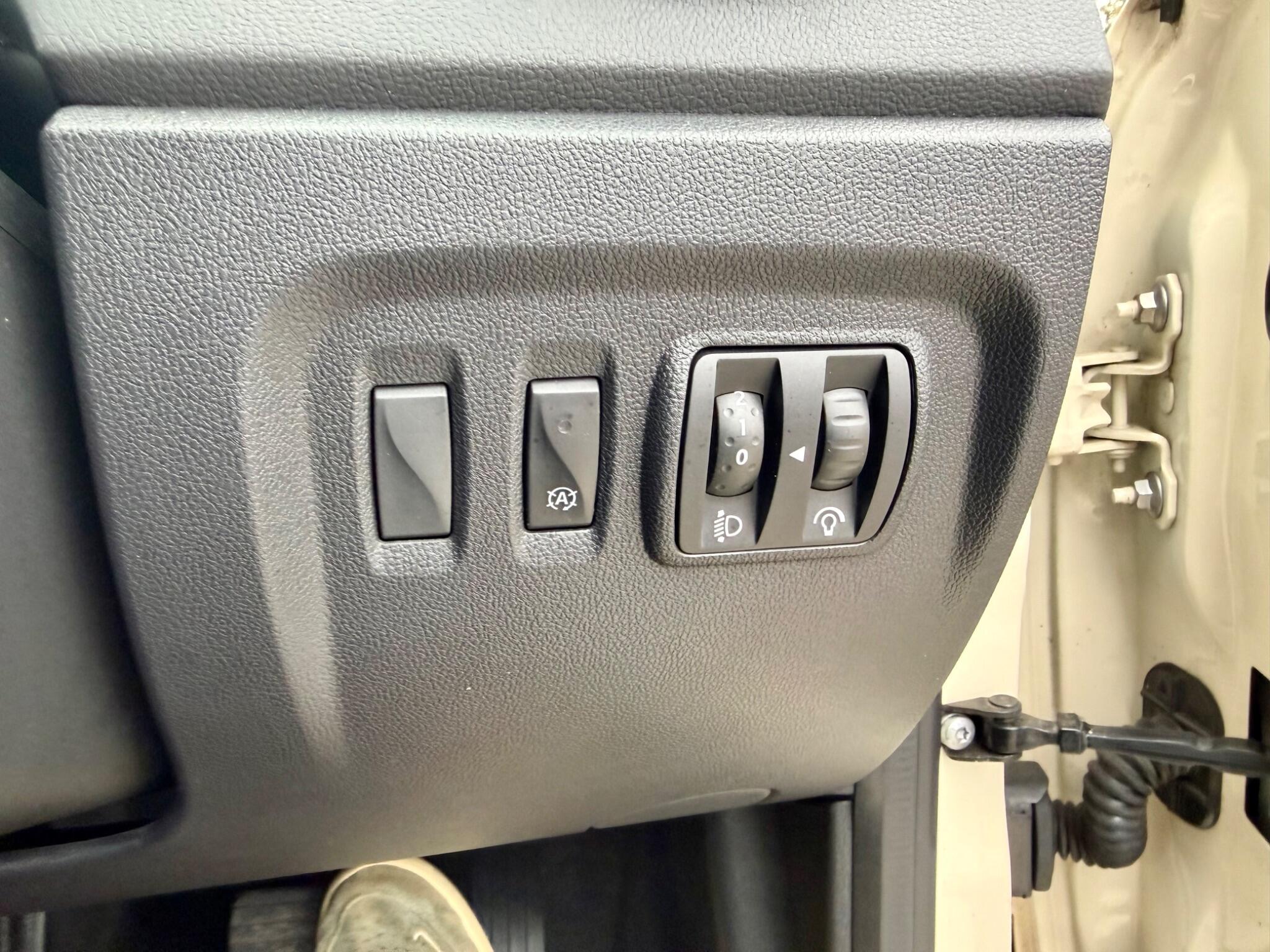 Renault Captur view 56