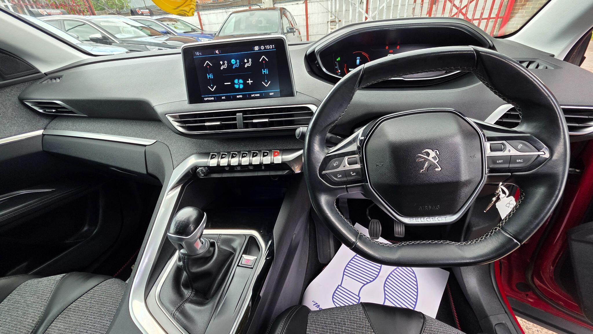 Peugeot 3008 view 23