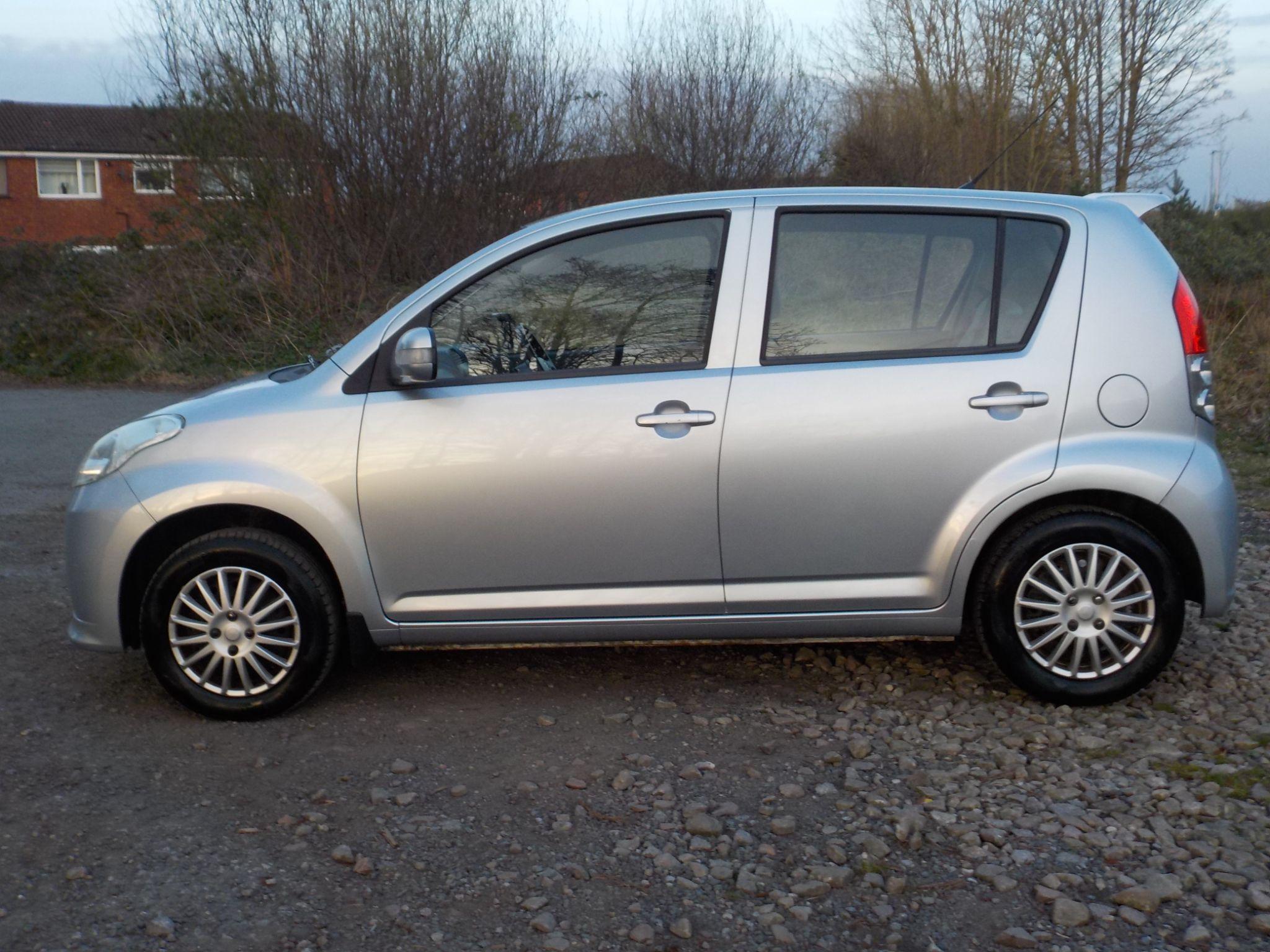 Perodua Myvi 1.3 SXi Lux 5dr