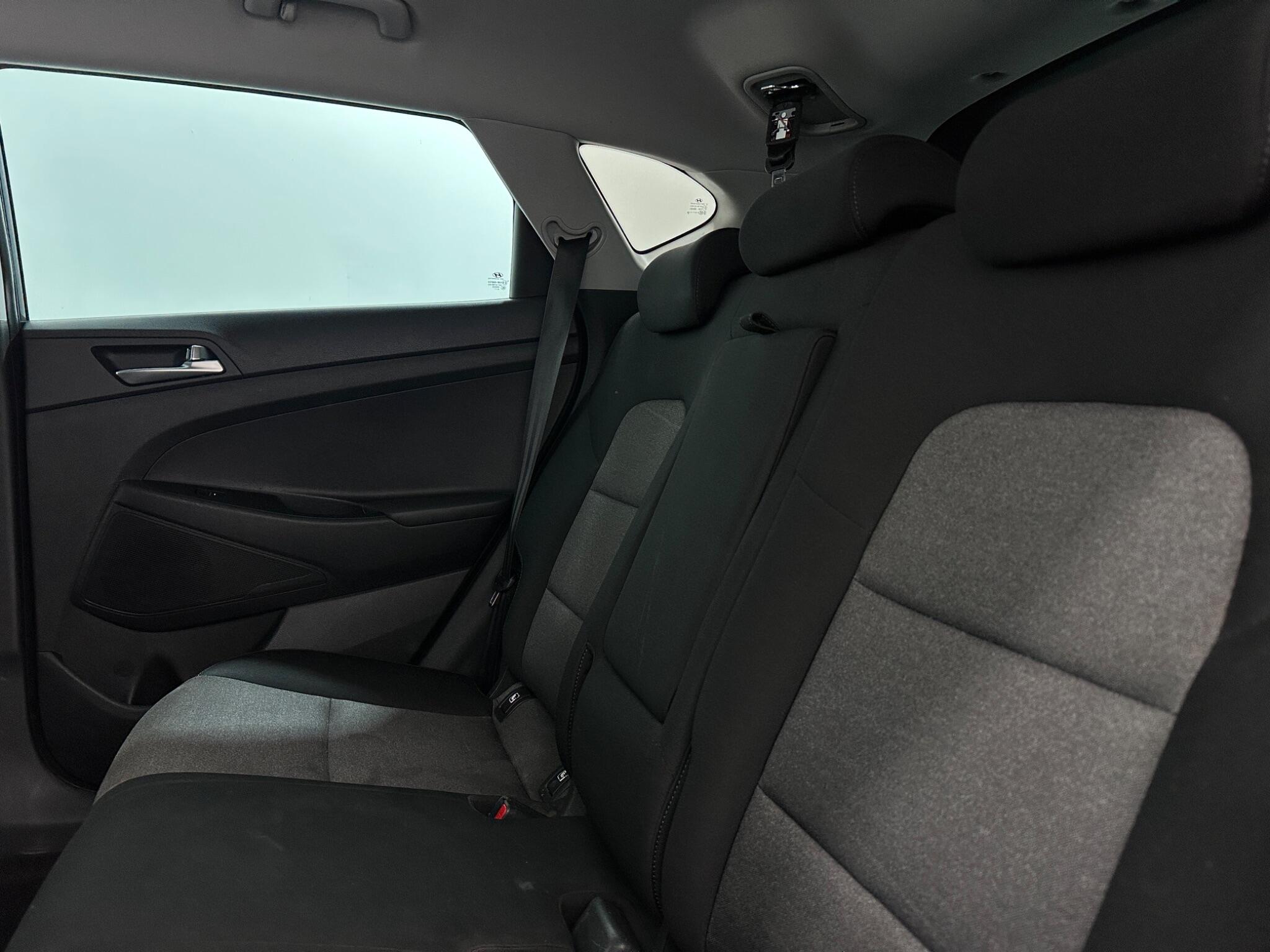 Hyundai Tucson view 36
