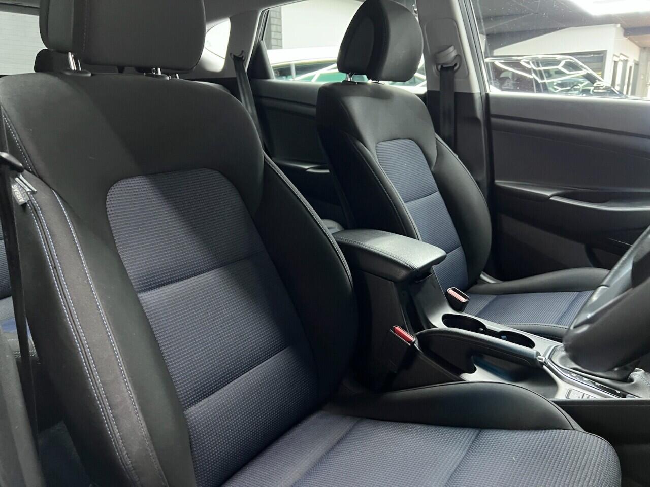 Hyundai Tucson view 36