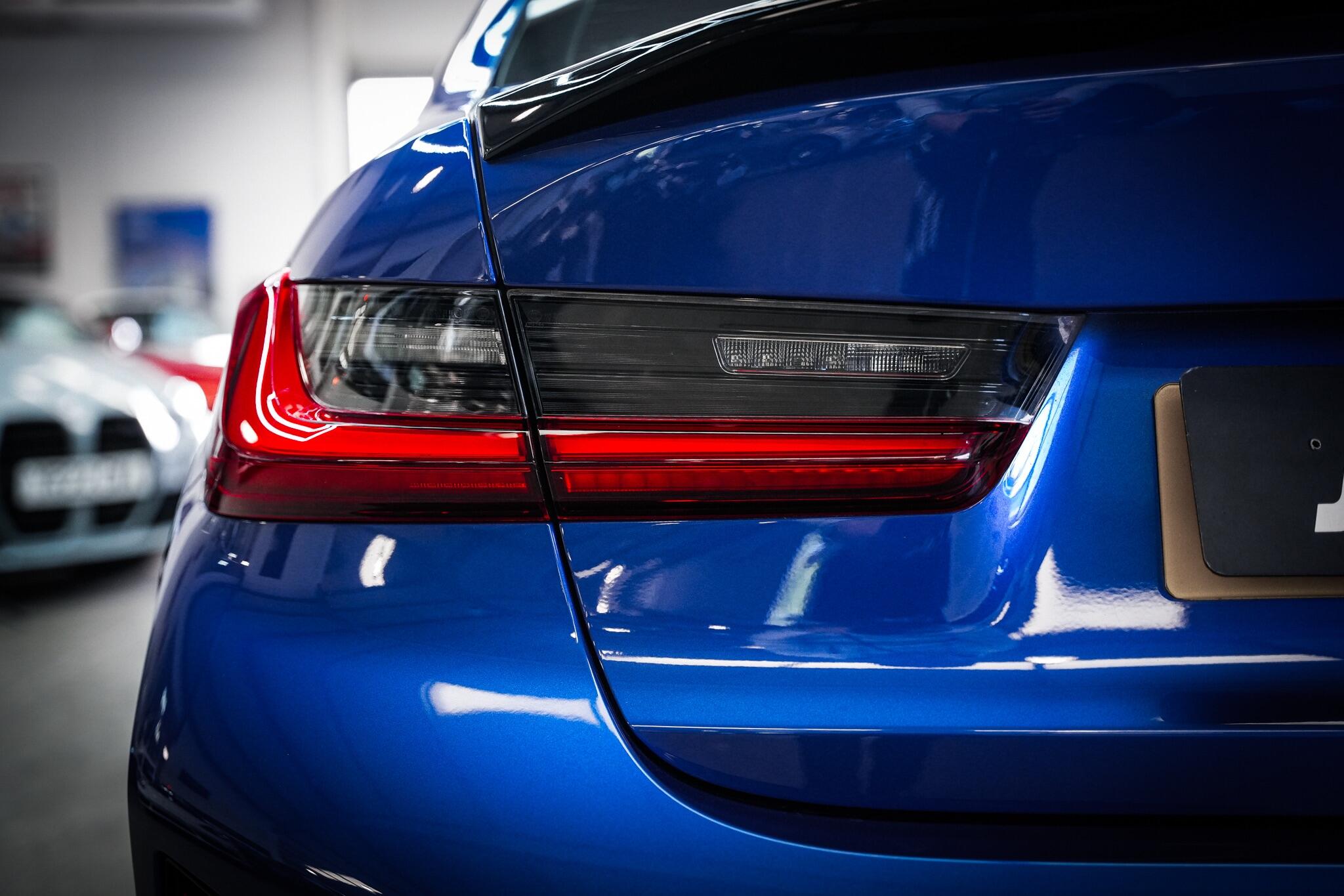 BMW 3 Series view 37
