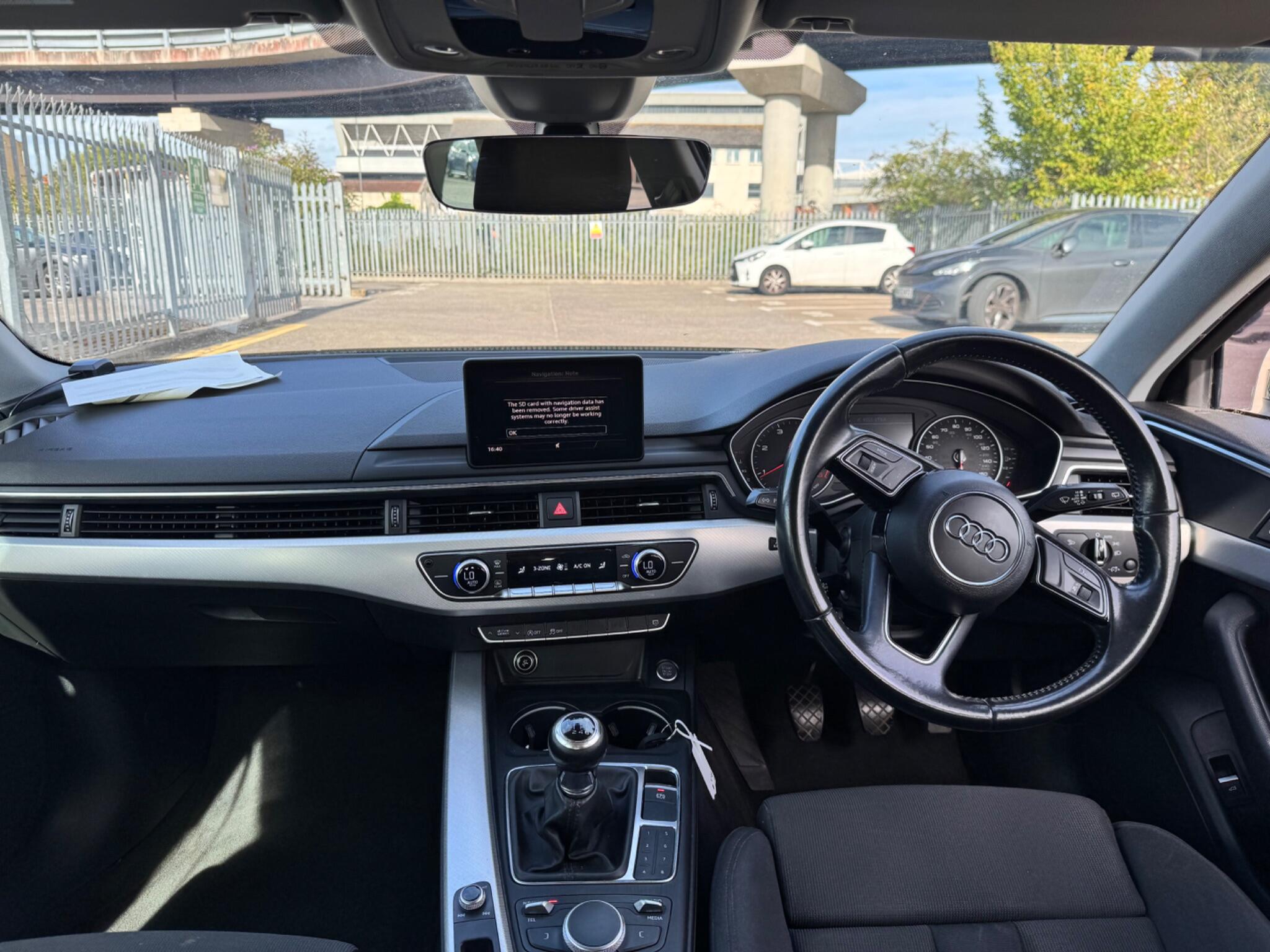 Audi A4 view 23