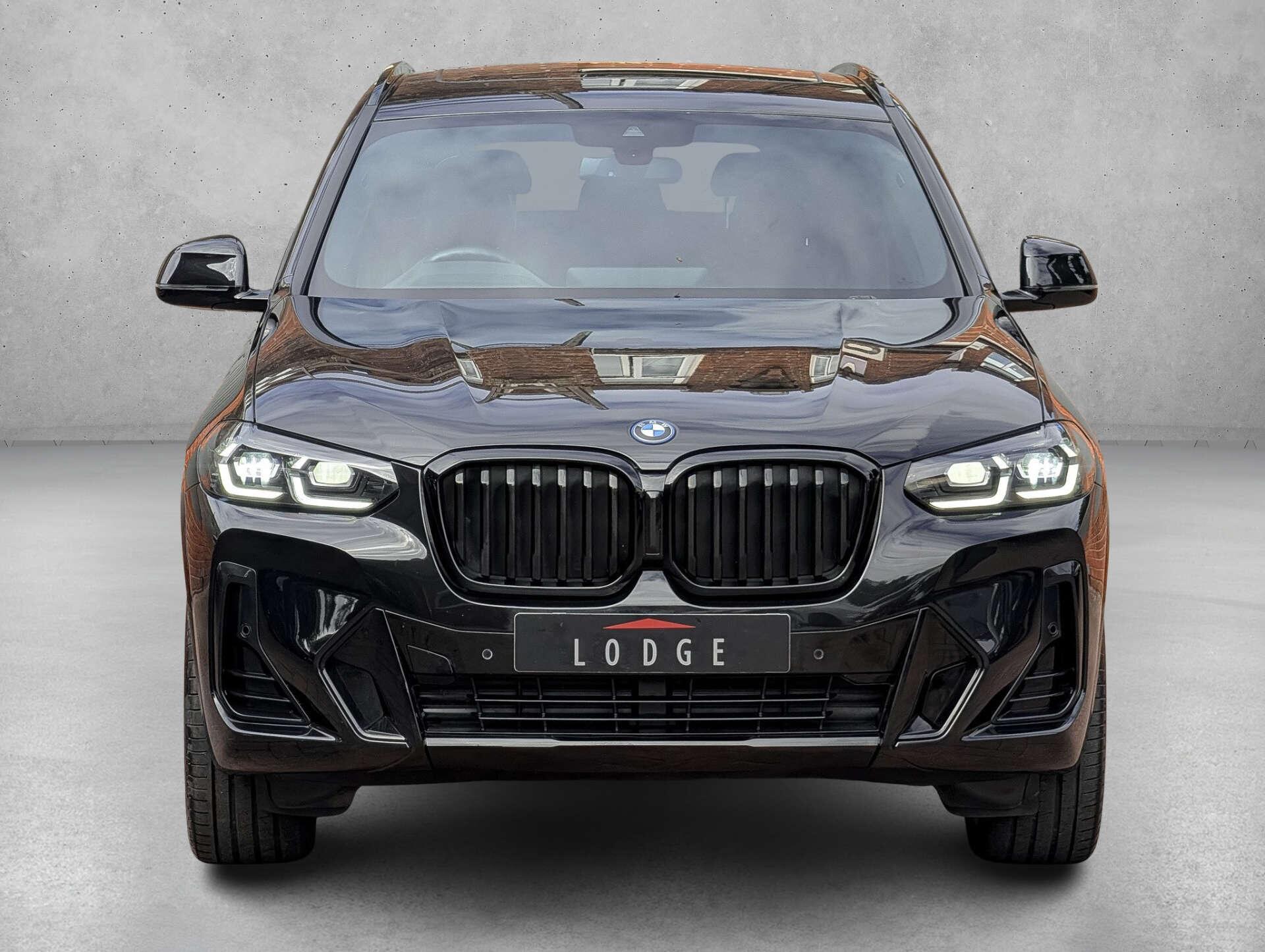 BMW X3 view 2