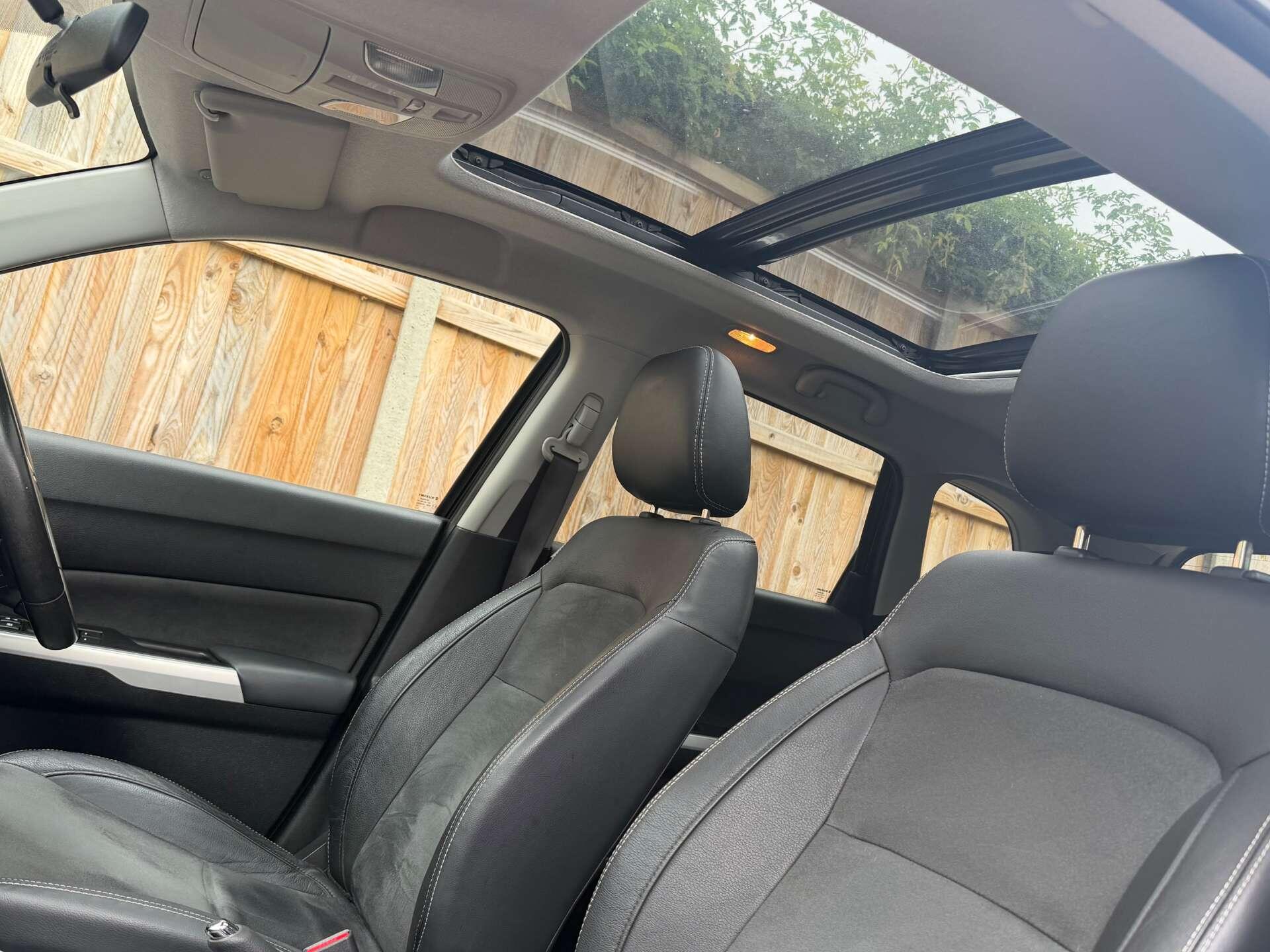 Suzuki Vitara view 17