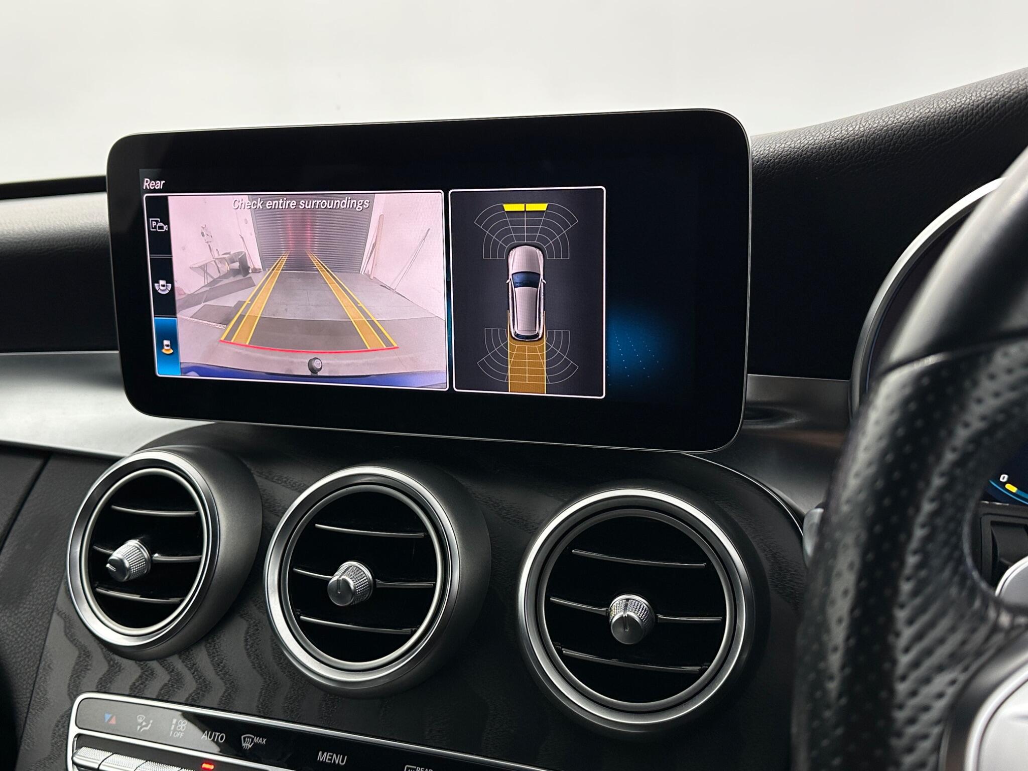 Mercedes-Benz C-Class view 25