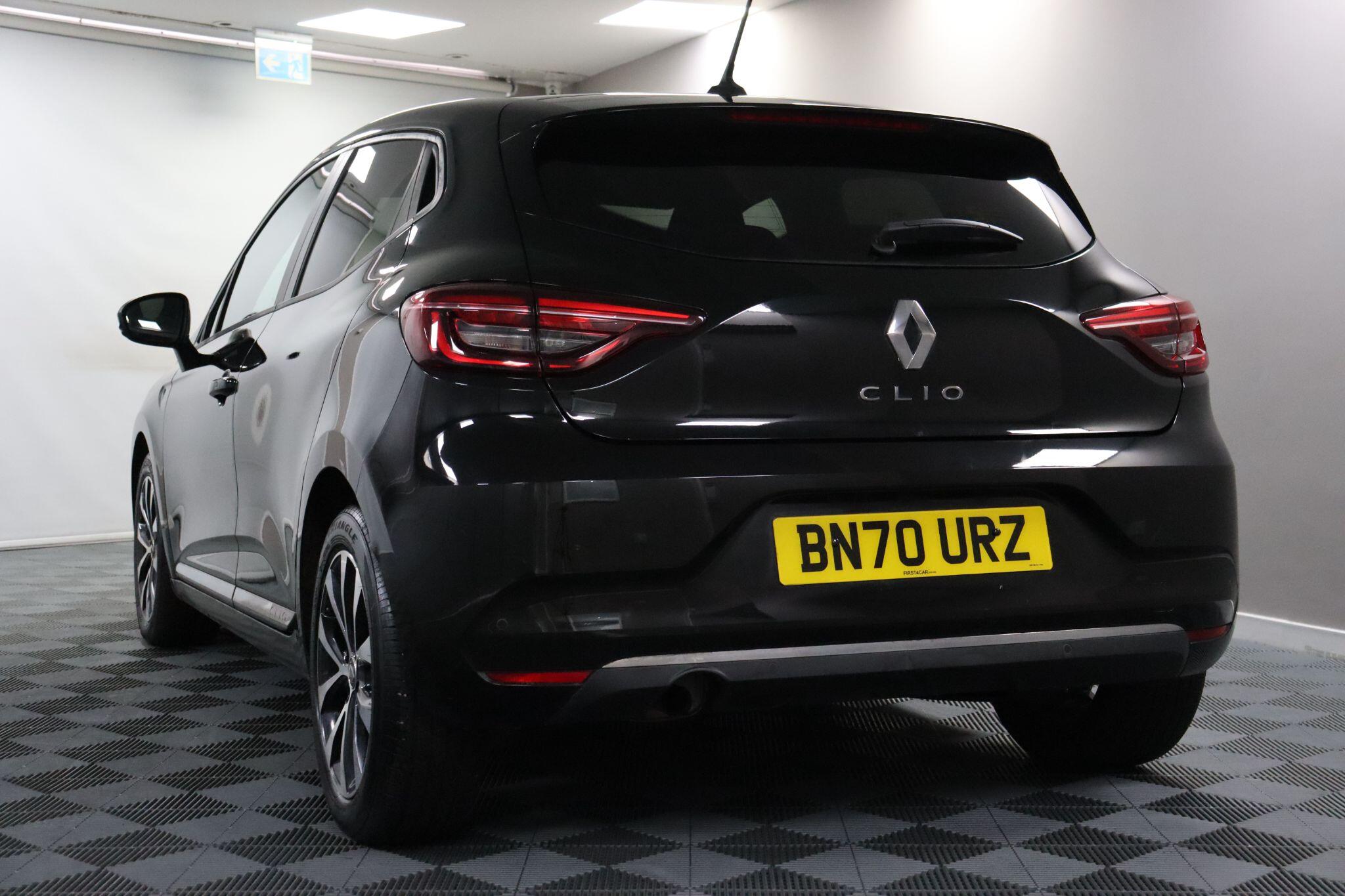 Renault Clio view 31