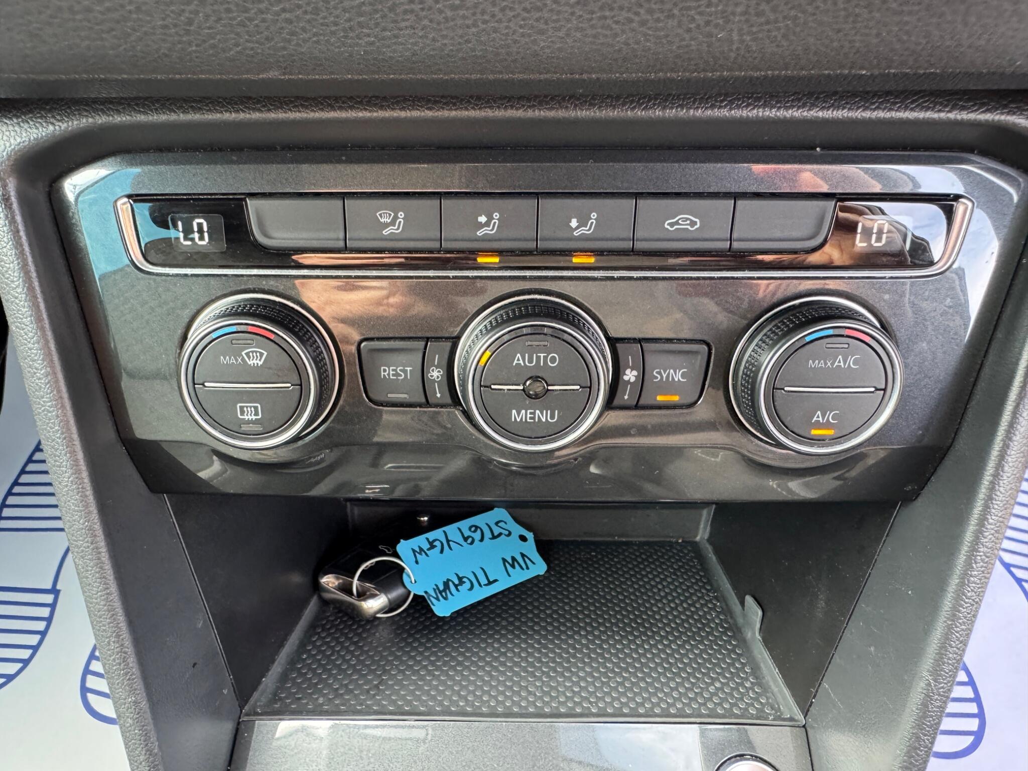 Volkswagen Tiguan view 40