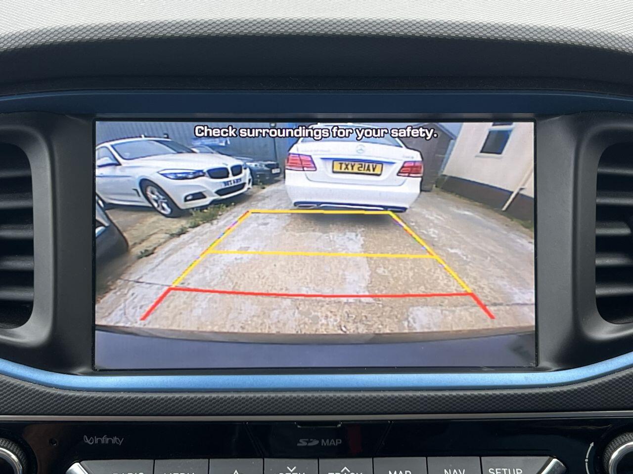 Hyundai Ioniq view 56