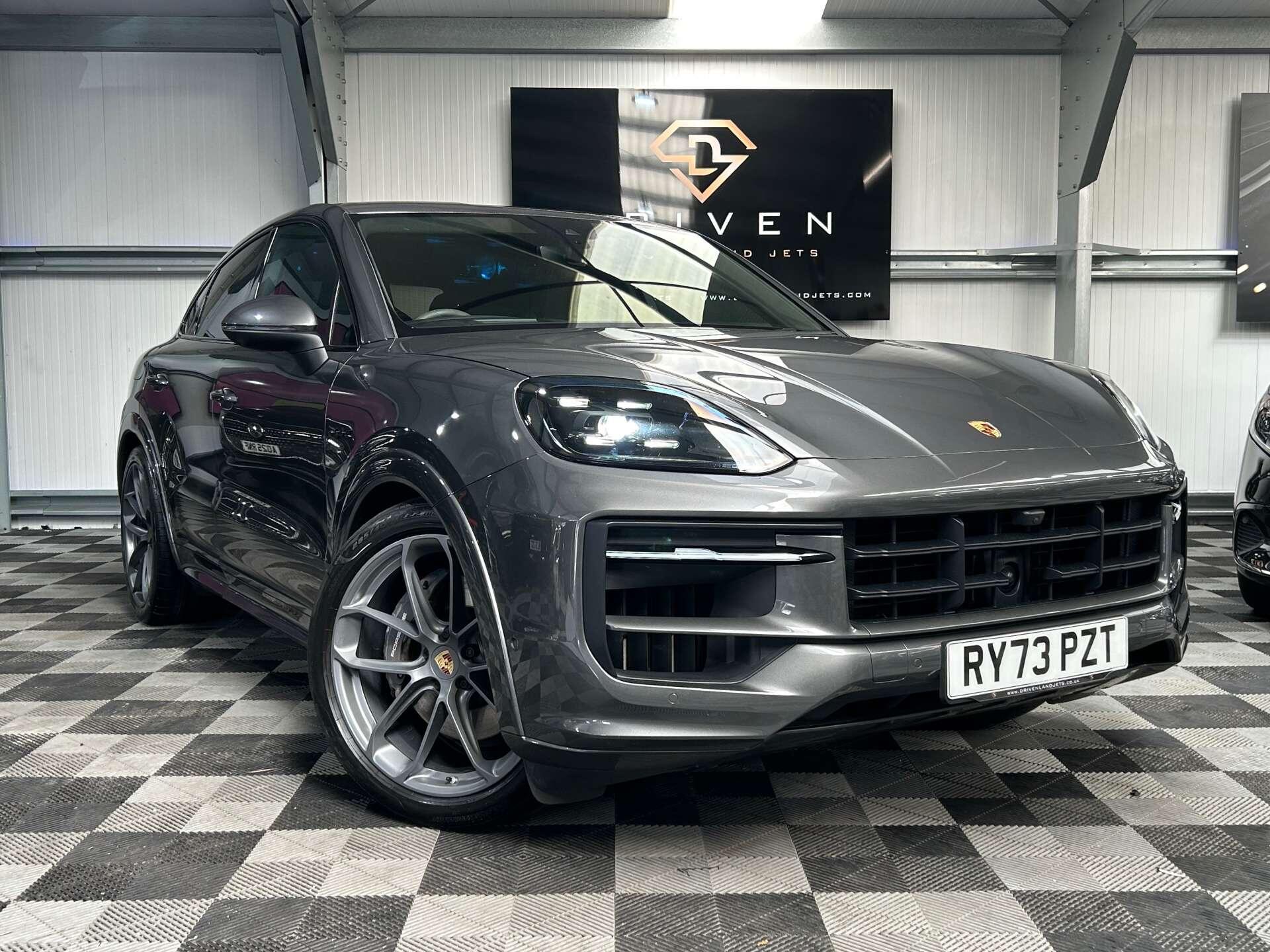 Porsche Cayenne view 9