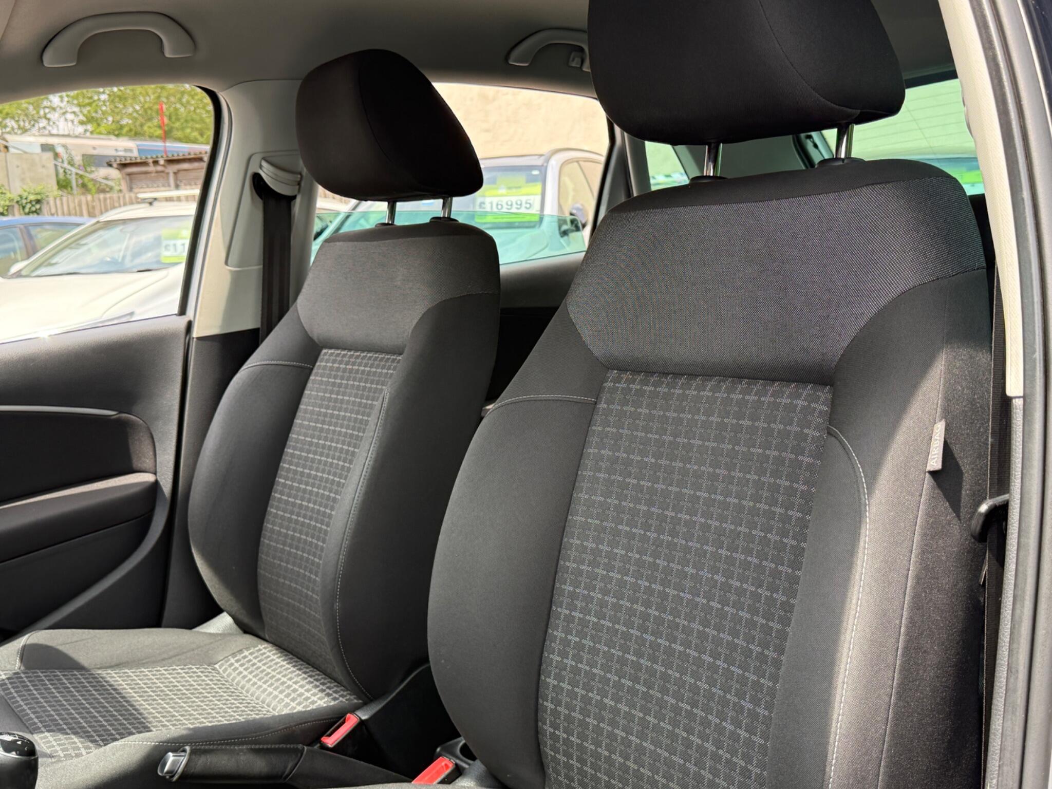 Volkswagen Polo - Image 47