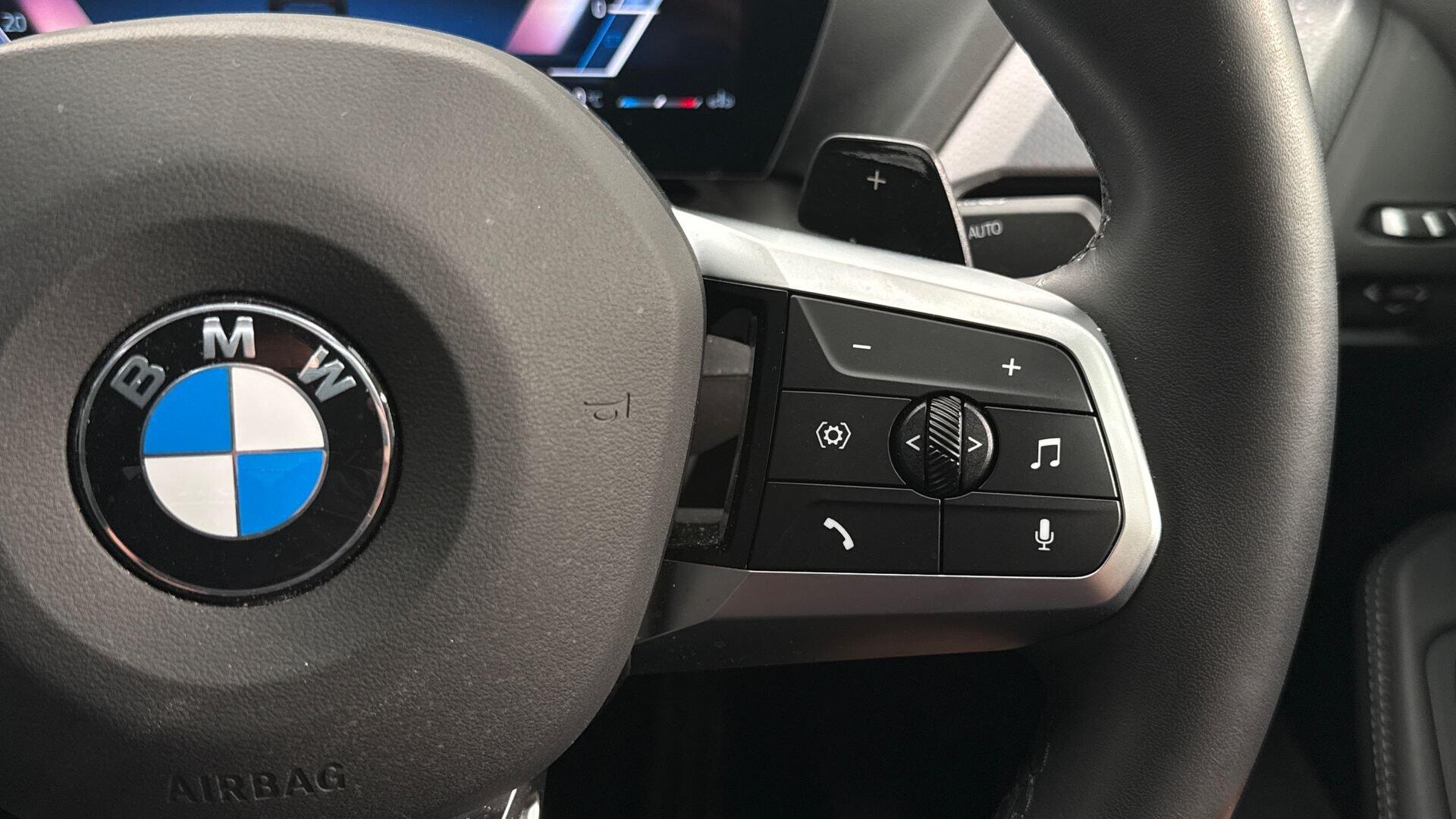 BMW 2 Series view 18