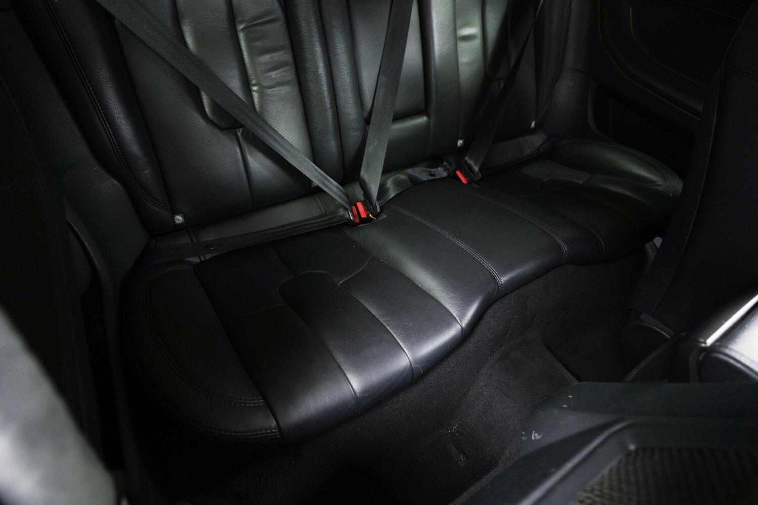 Land Rover Range Rover Evoque view 12