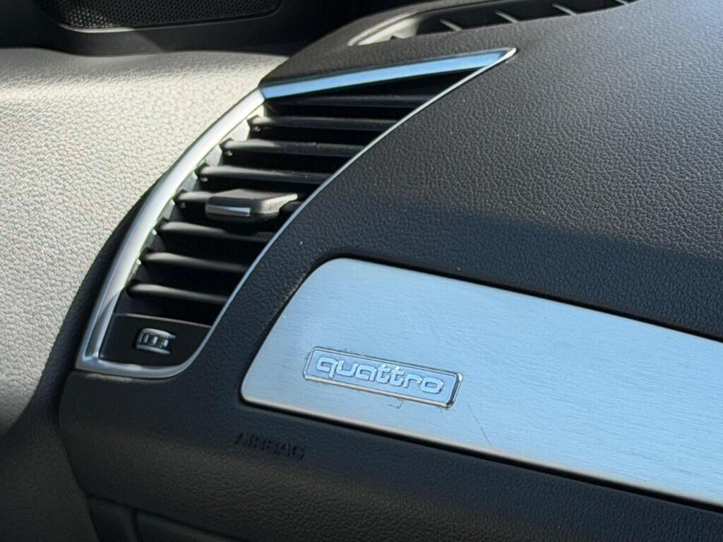 Audi SQ5 view 47