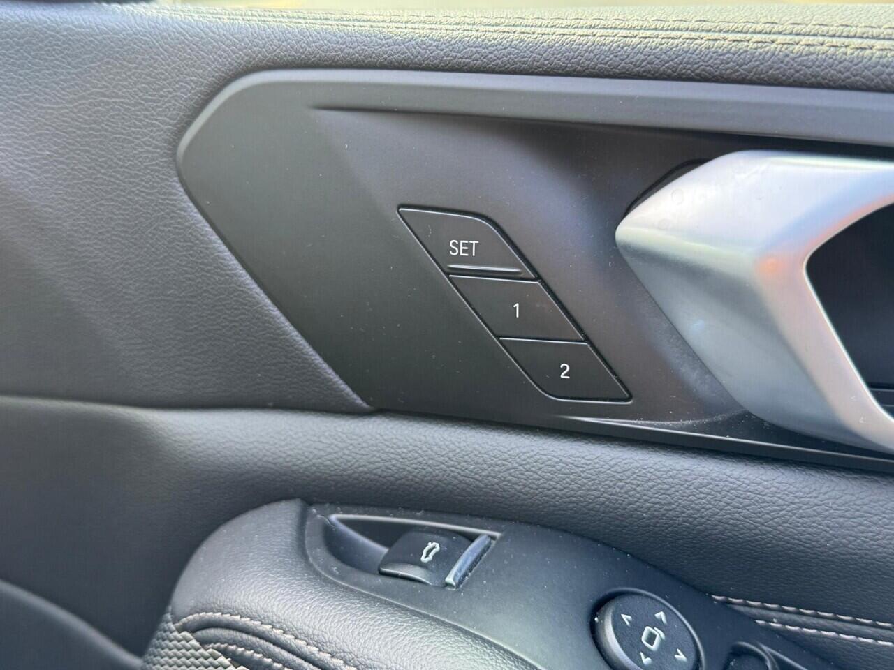 BMW X5 X5 view 11