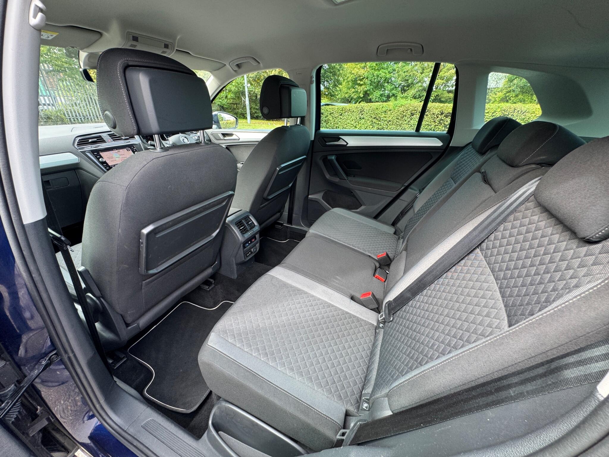 Volkswagen Tiguan view 51