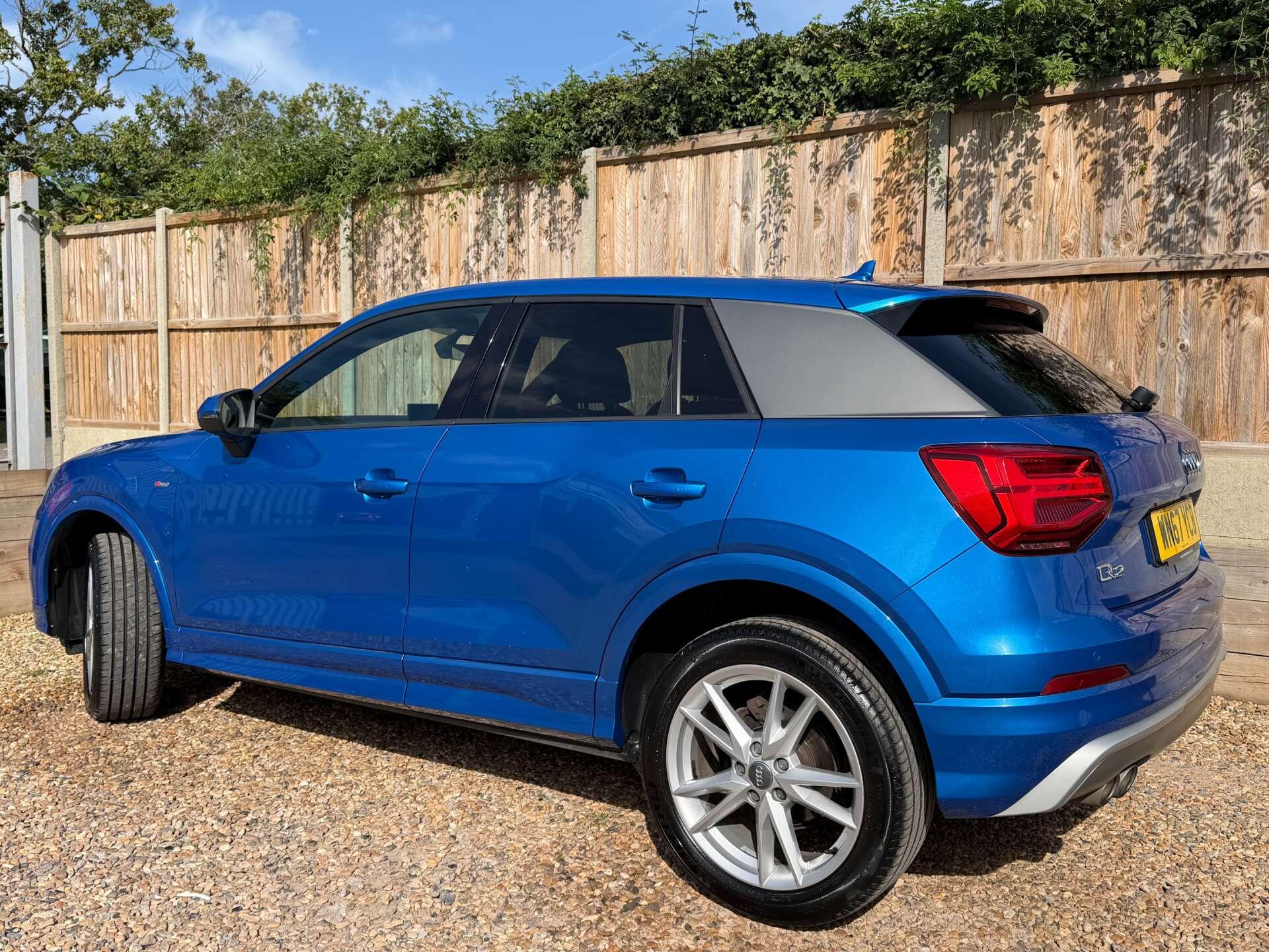 Audi Q2 view 7