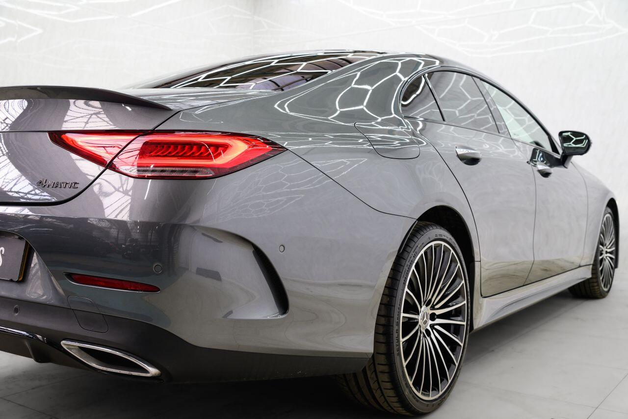 Mercedes-Benz CLS view 12
